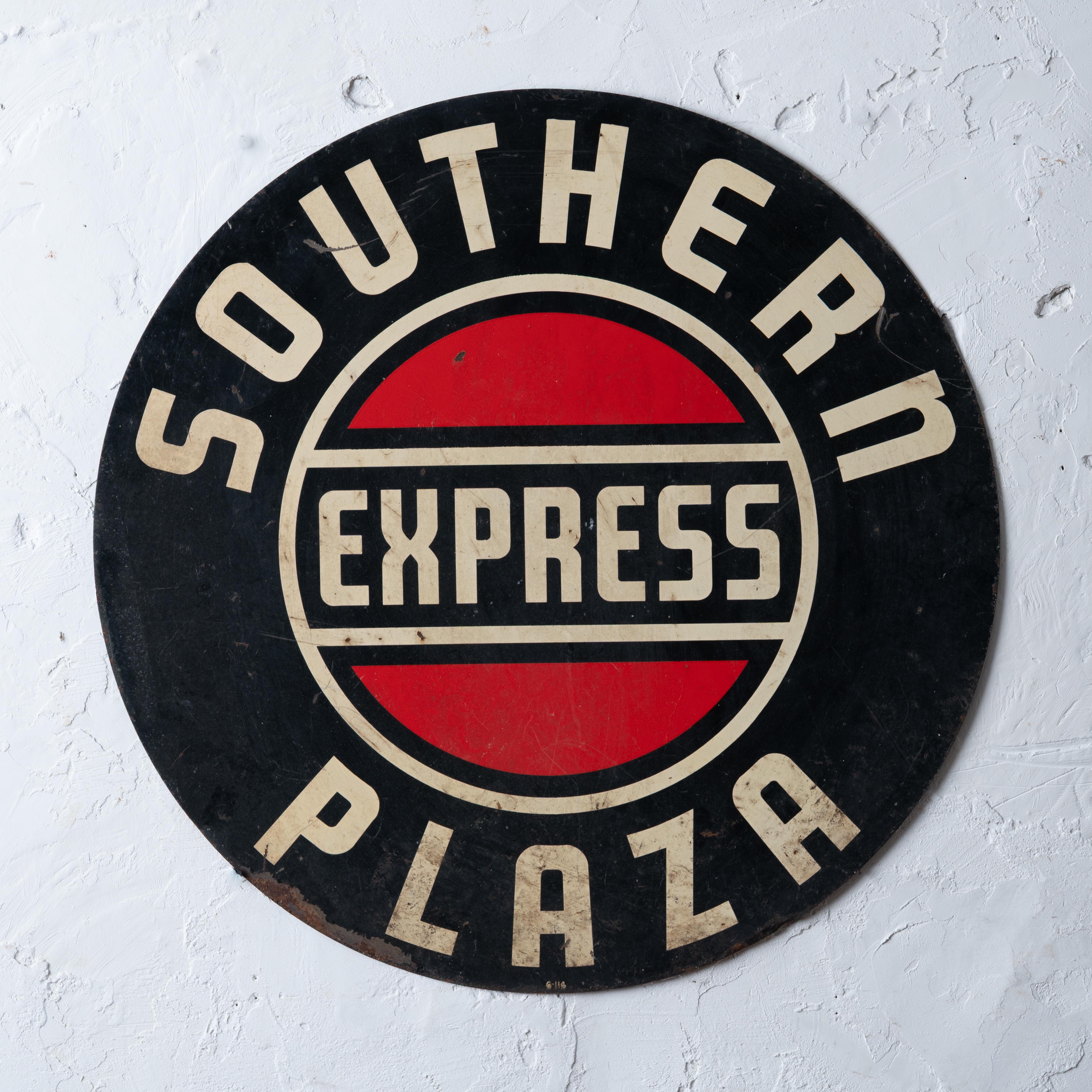 Ein Eisenbahnschild des Southern Plaza Express, 1950er Jahre.



23 ¾ Zoll breit



