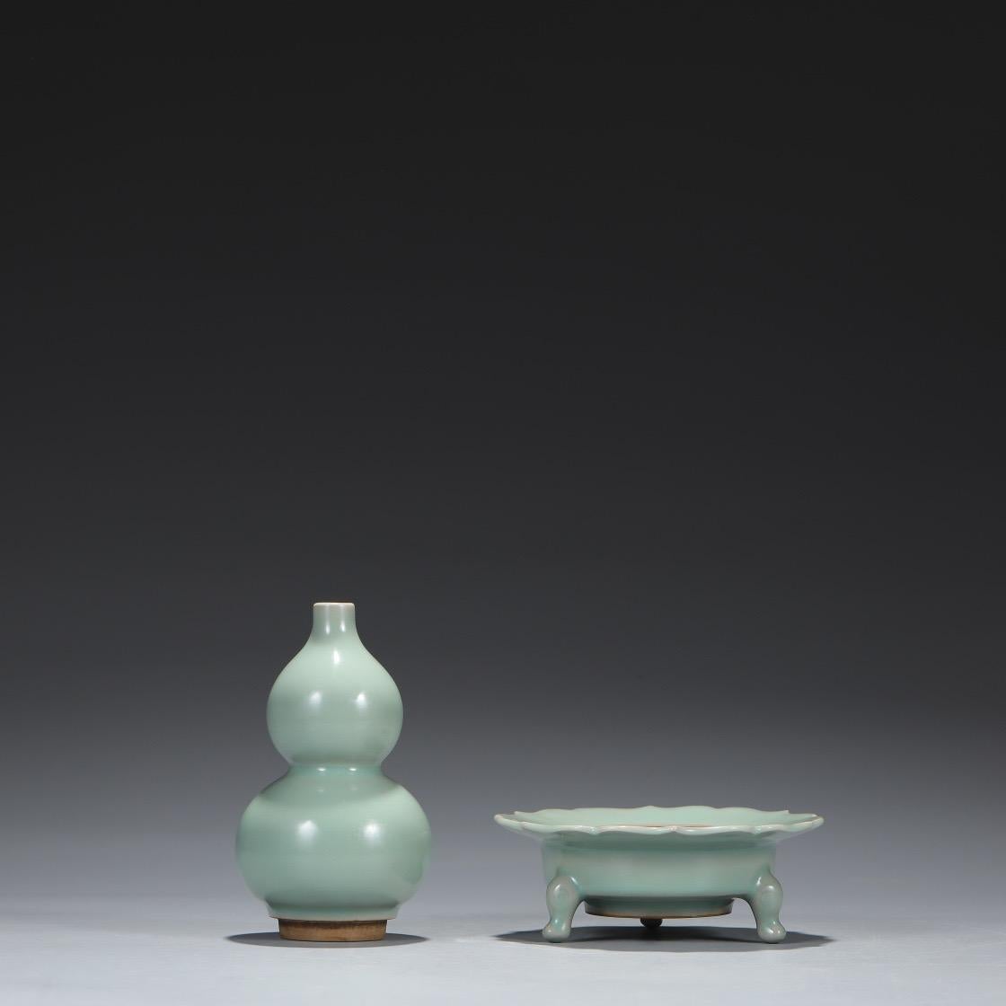 Südliche Song Dynasty Longquan Kiln blau glasiert Kürbis Brenner im Angebot 1