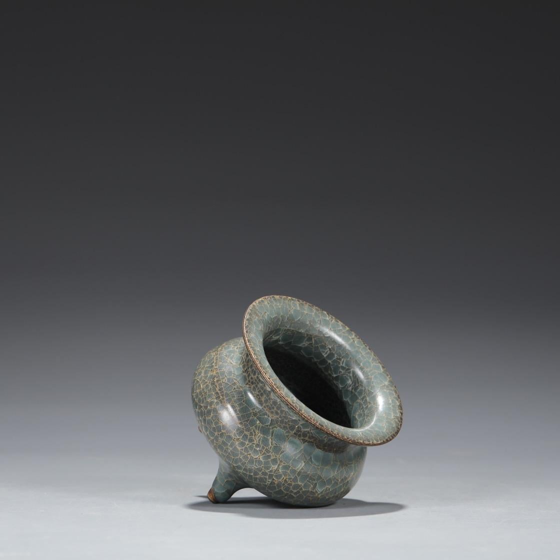 Brûleur officiel du Kiln Ice Cracking Glaze Pattern of Southern Song Dynasty en vente 2