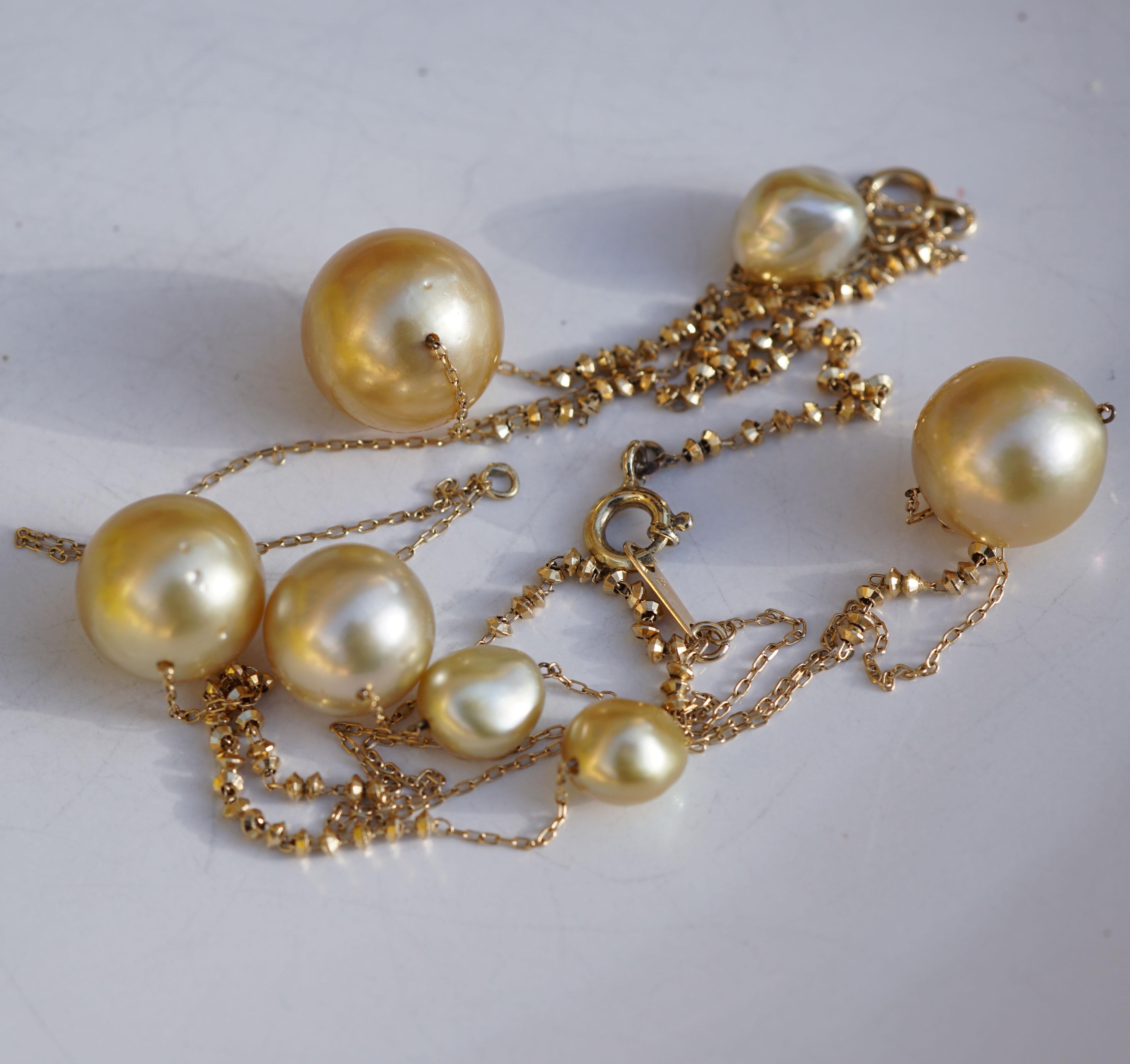 collar y pulsera juntos hechos una cadena larga con 75 cm, peso total 12 gramos, 7 perlas keshi muy finas de mar del sur y de agua salada (6,3-12,45 mm), gran color dorado natural, AAA+, cadena hecha a mano en Japón, oro amarillo 750er, elementos