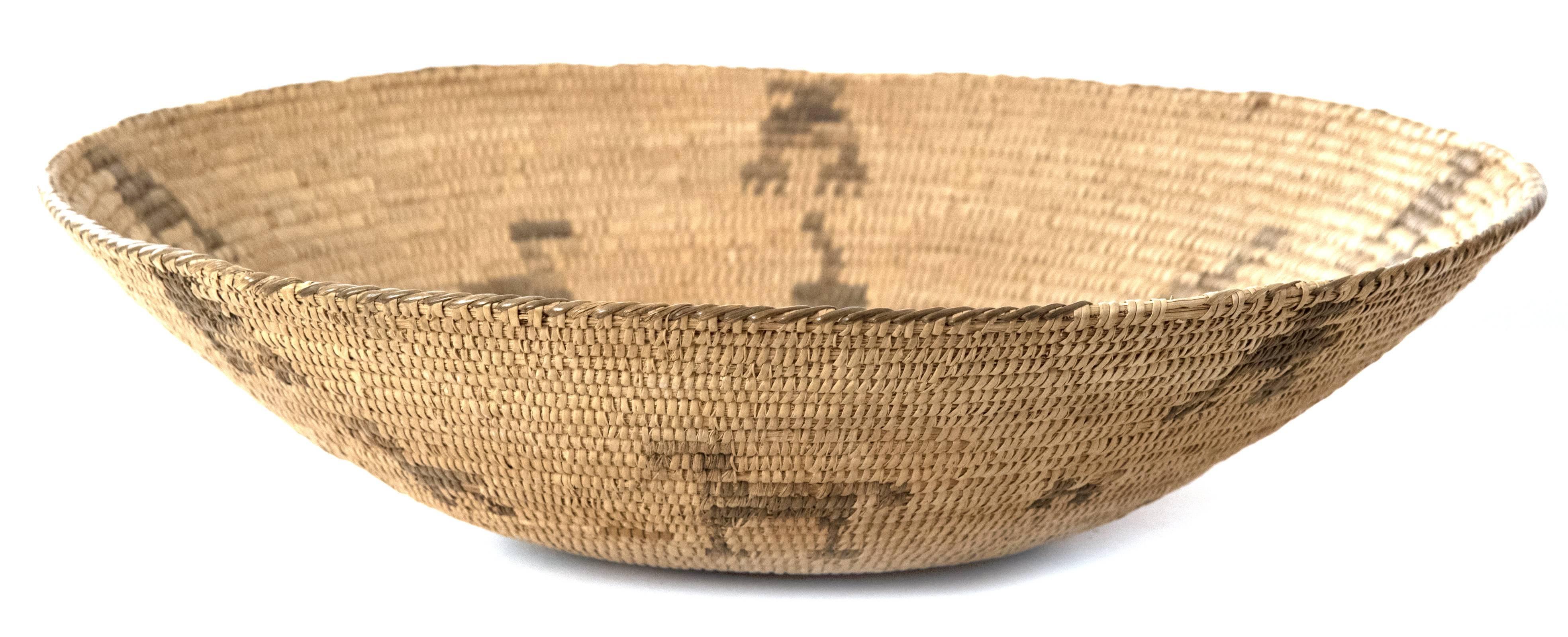 Reed Southwest Basketry Turkey Tray