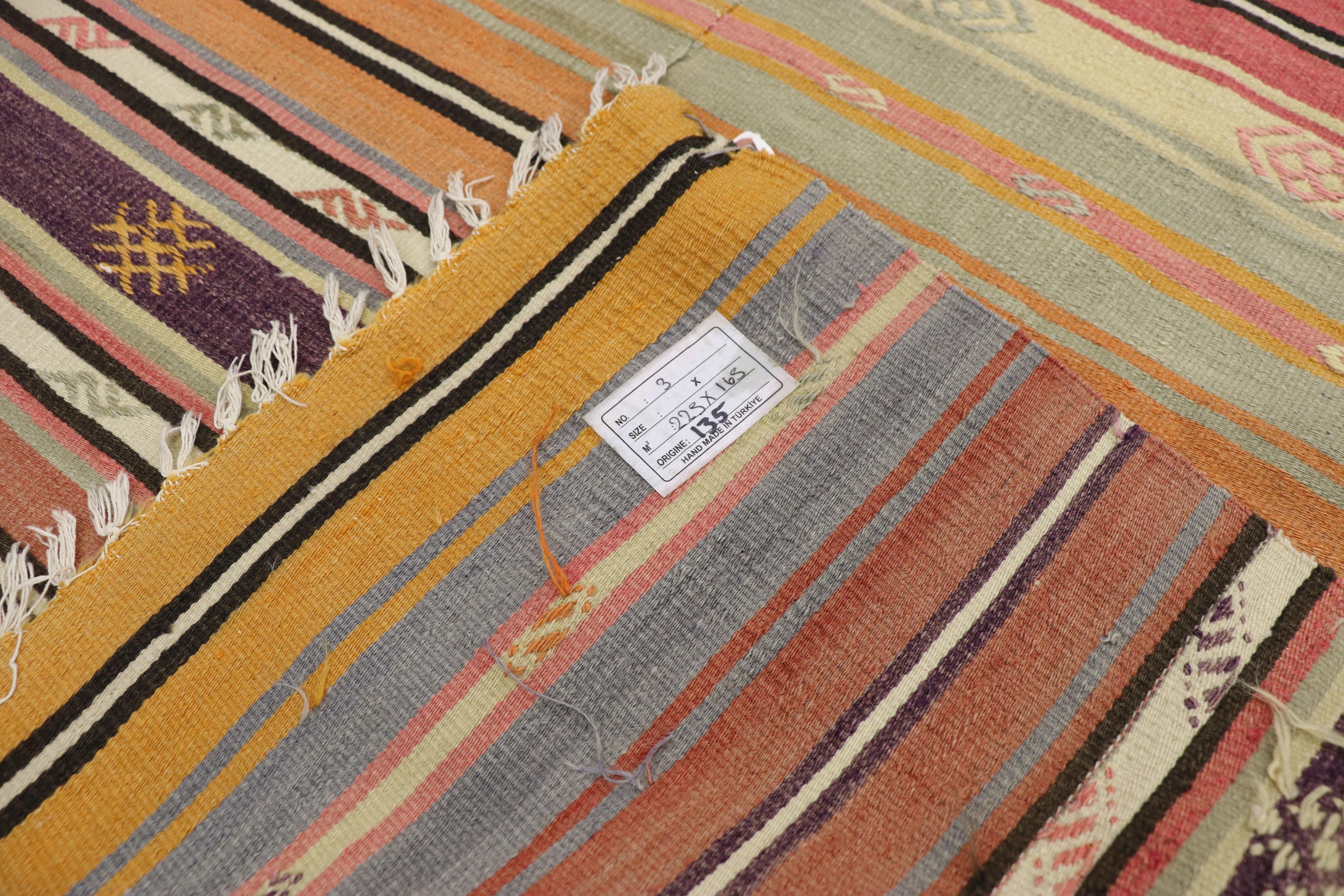 Hand-Woven Southwest Boho Chic Vintage Turkish Kilim Rug Flat-Weave Kilim