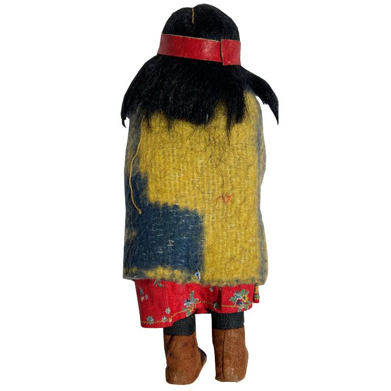 Tissu Pièces de poupées Skookum amérindiennes authentiques du Sud-Ouest, lot de 4, années 1930 en vente