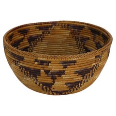 Southwest Native American Navajo Geometrical Woven Basket C1910
