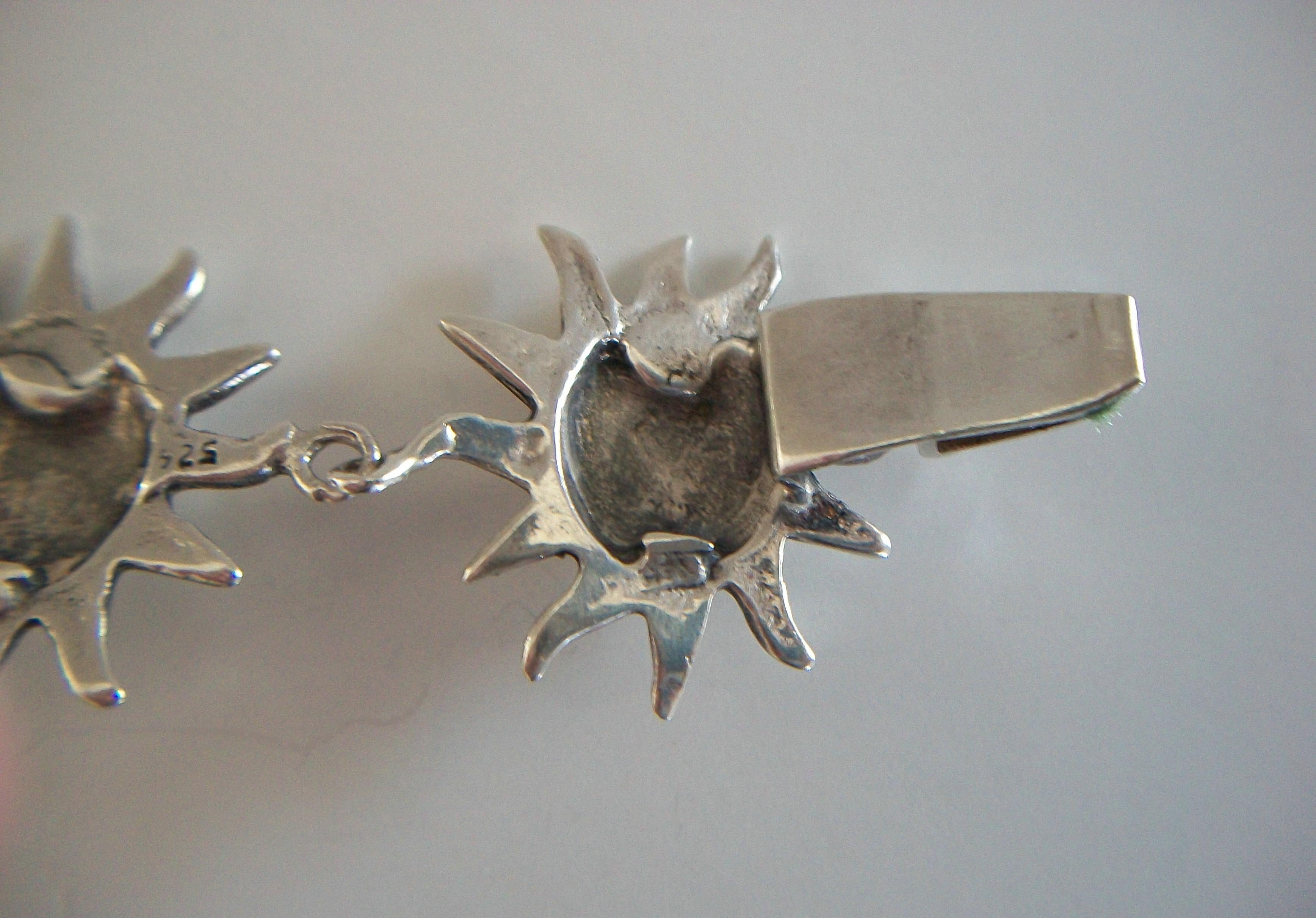 Pulsera de eslabones Sunburst del suroeste de plata de ley - Estados Unidos - Circa 1970's en venta 13