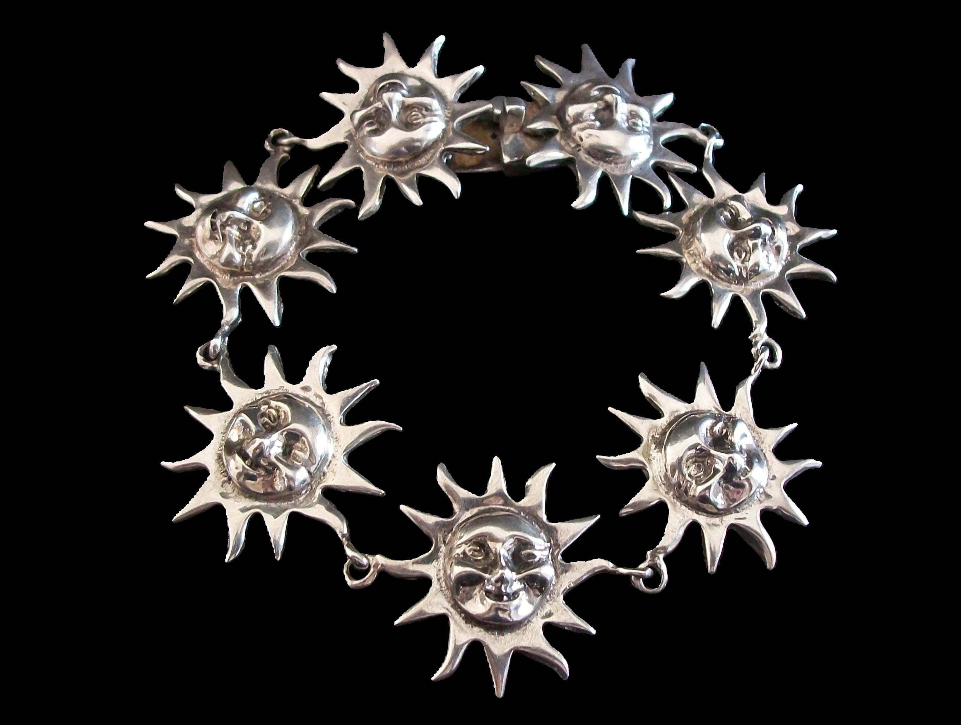 Pulsera vintage de eslabones Sunburst de plata de ley del Suroeste - calidad fina - peso pesado - con siete eslabones de plata fundida - cierre de caja hecho a mano - marcado 925 en la parte posterior de cada uno de los eslabones - sin firmar -