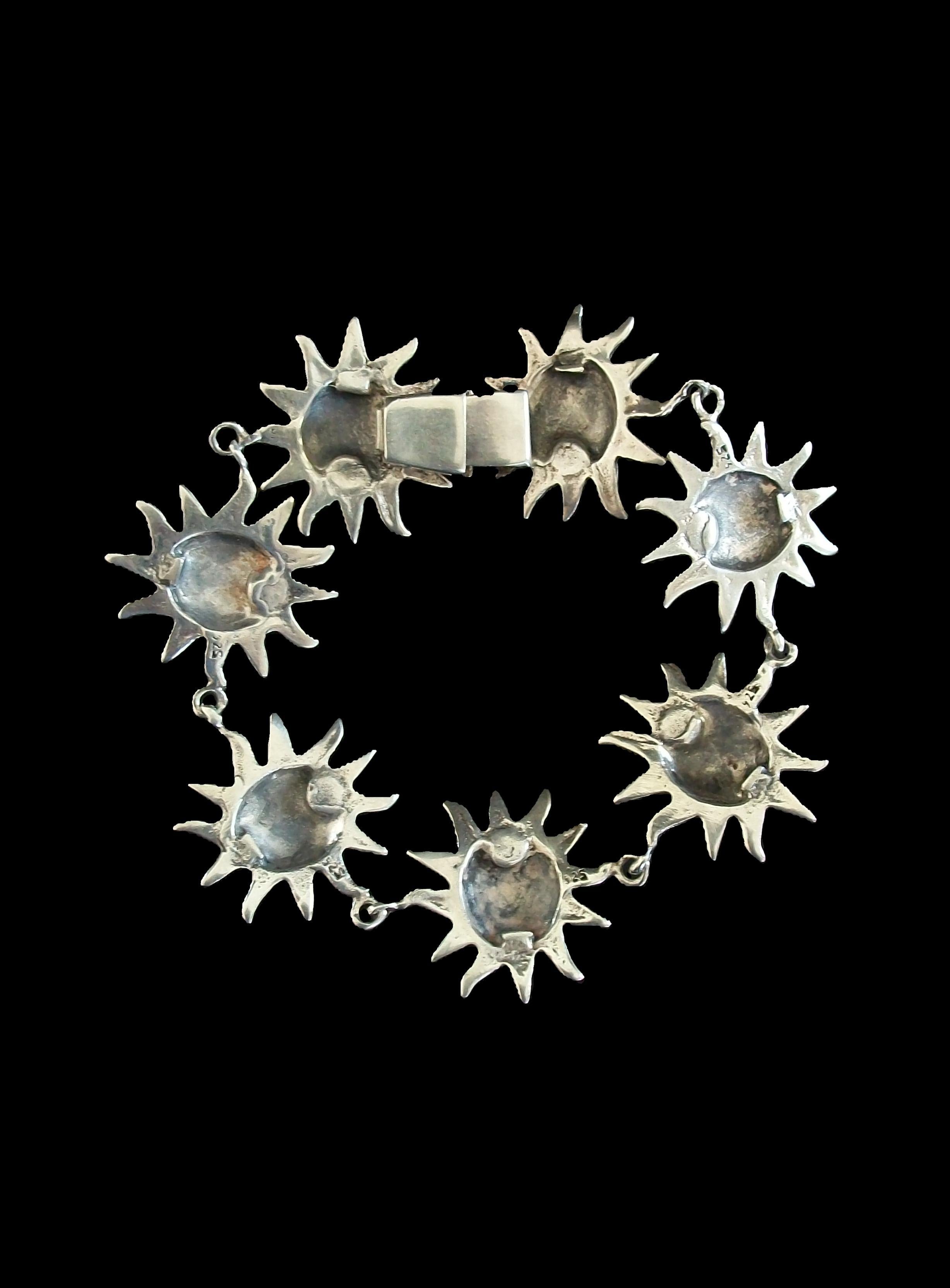 Femenino o masculino Pulsera de eslabones Sunburst del suroeste de plata de ley - Estados Unidos - Circa 1970's en venta