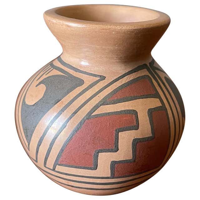 Native American Vintage Mata Ortiz Fine Geometric design pottery pot ...