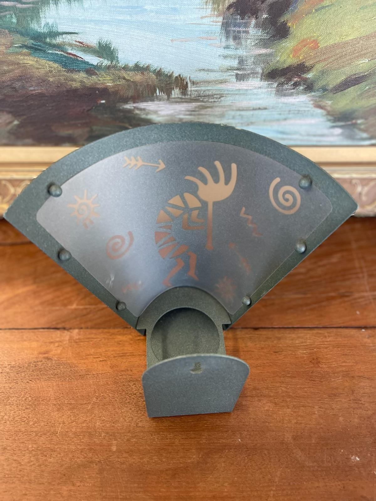 Applique murale en métal du sud-ouest avec découpe de Kokopelli et am designs de pétroglyphes Bon état - En vente à Seattle, WA