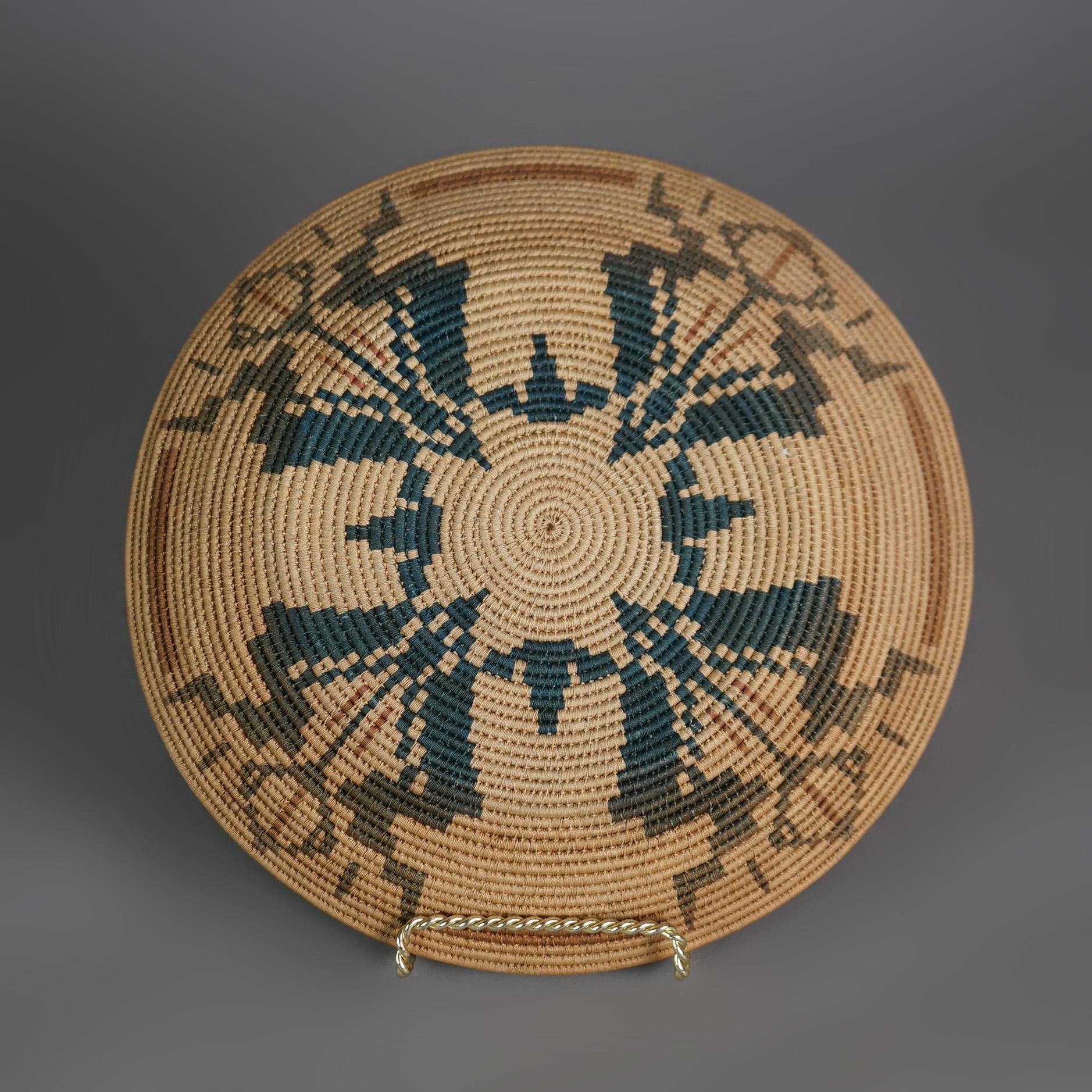 Reed Southwestern Native American Indian Navajo Bowl with Stylized Floral Decor C1920