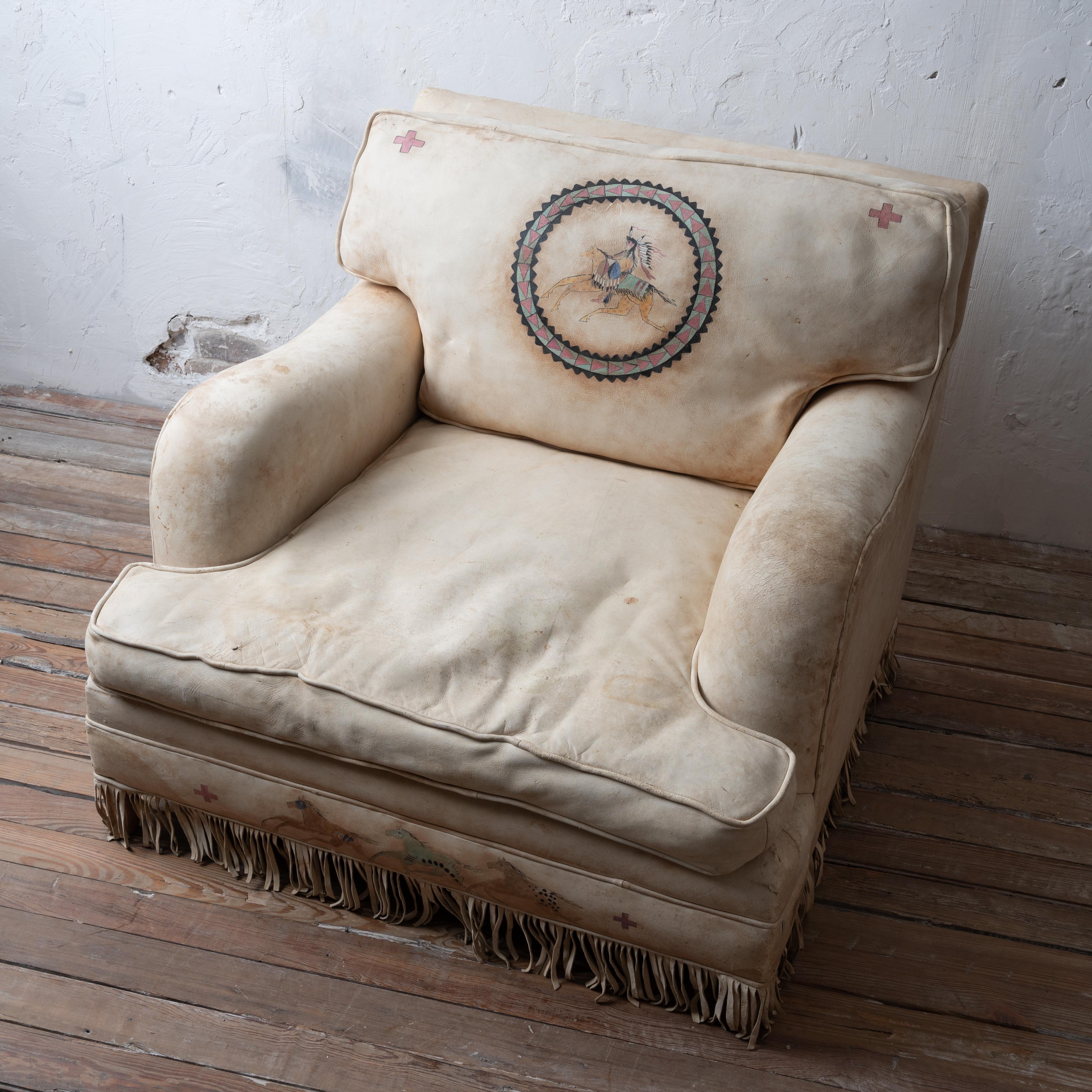 Southwestern Painted Buckskin Lounge Chair im Zustand „Gut“ im Angebot in Savannah, GA