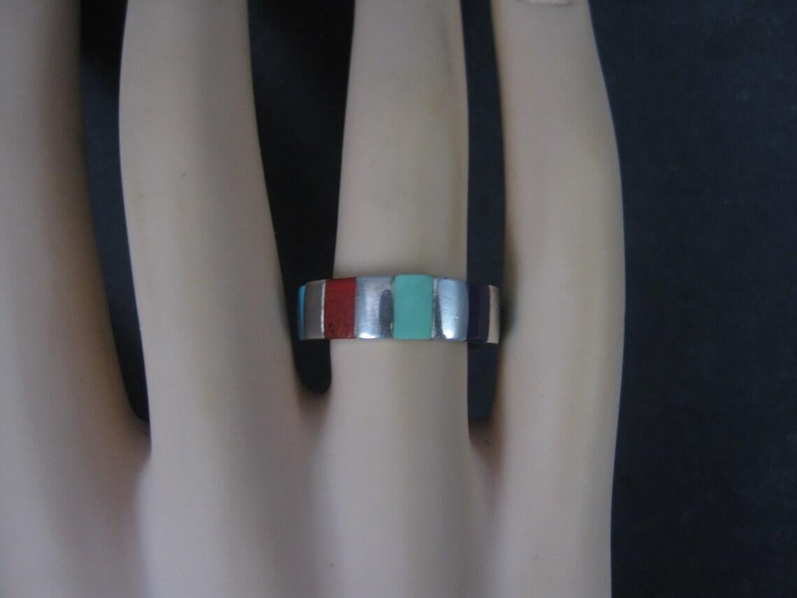Southwestern Sterling Silver Inlaid Band Ring Size 7 For Sale 2