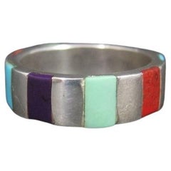 Anillo con incrustaciones de plata del suroeste Talla 7