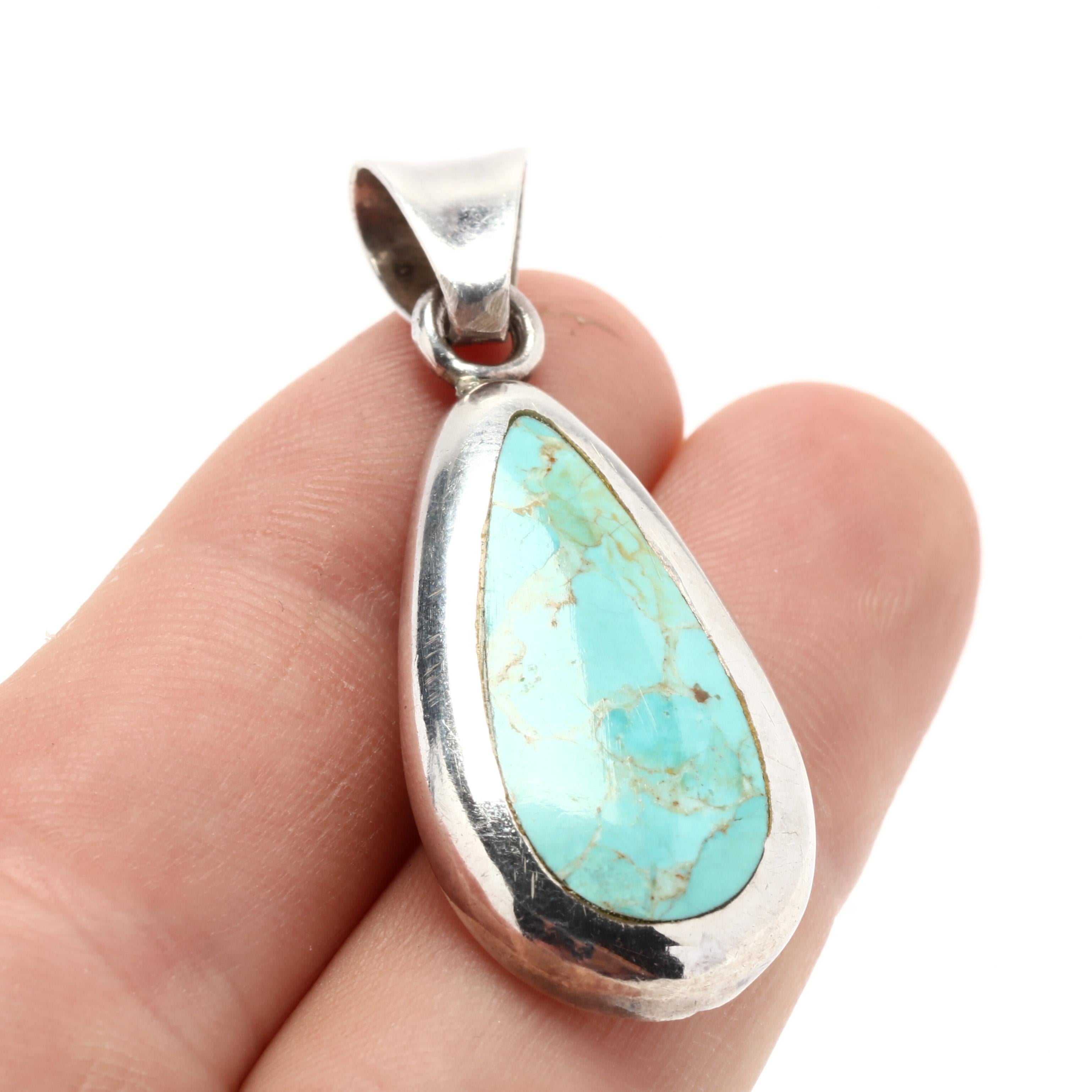 Southwestern Turquoise Pendant, Sterling Silver, Southwestern In Good Condition For Sale In McLeansville, NC
