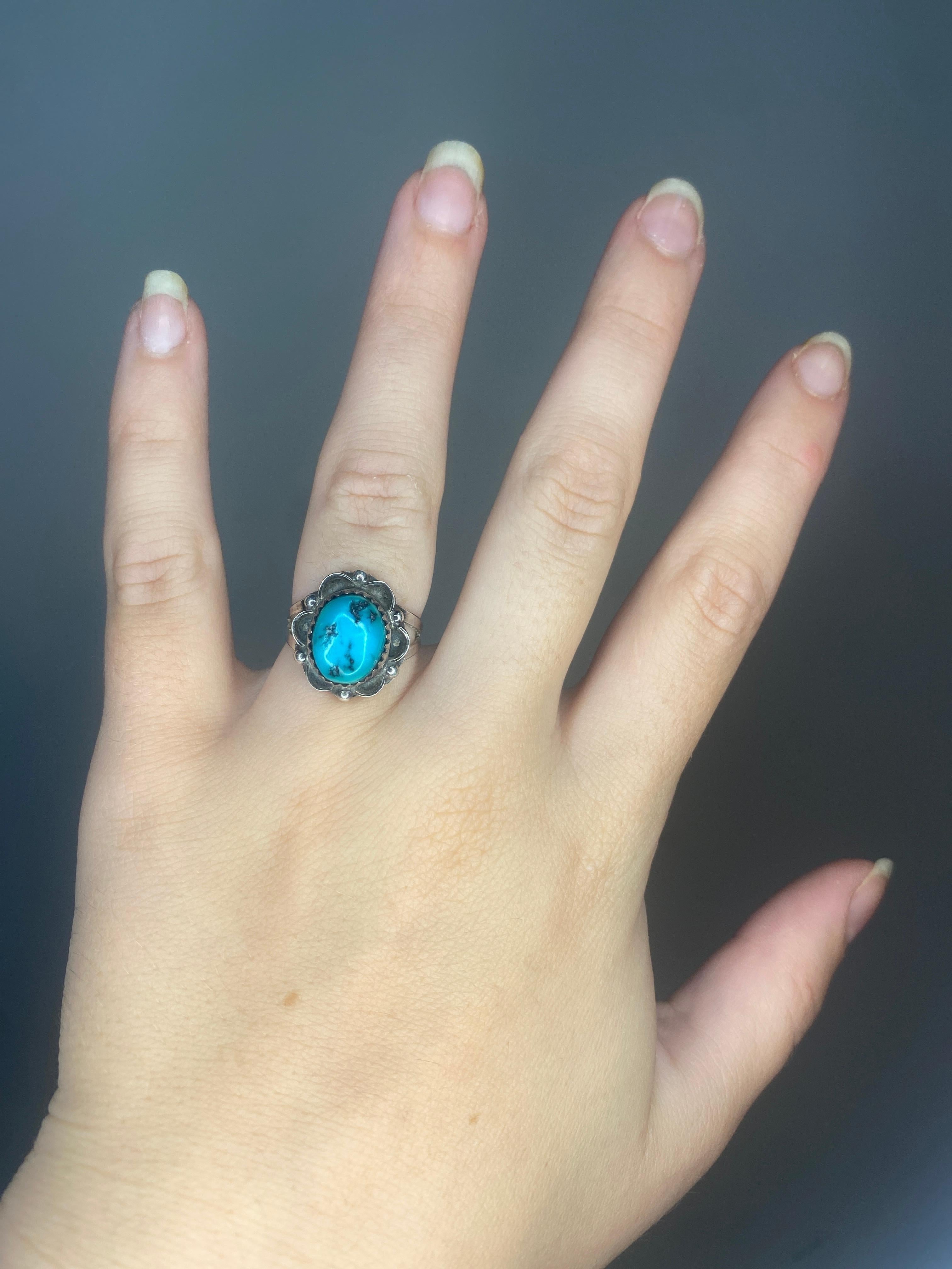 Southwestern Turquoise Ring, Sterling Silver, Ring Size 6, Turquoise Flower Ring For Sale 1