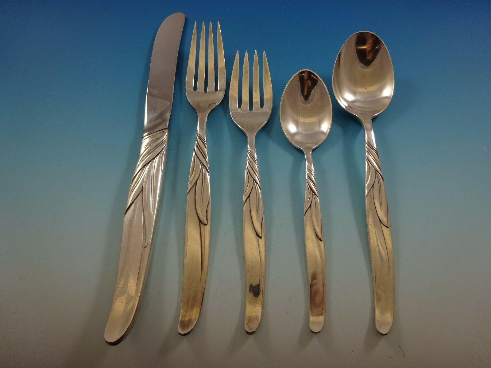 Southwind by Towle Sterling Silver Flatware Service for 12 Set 68 Pieces In Excellent Condition For Sale In Big Bend, WI