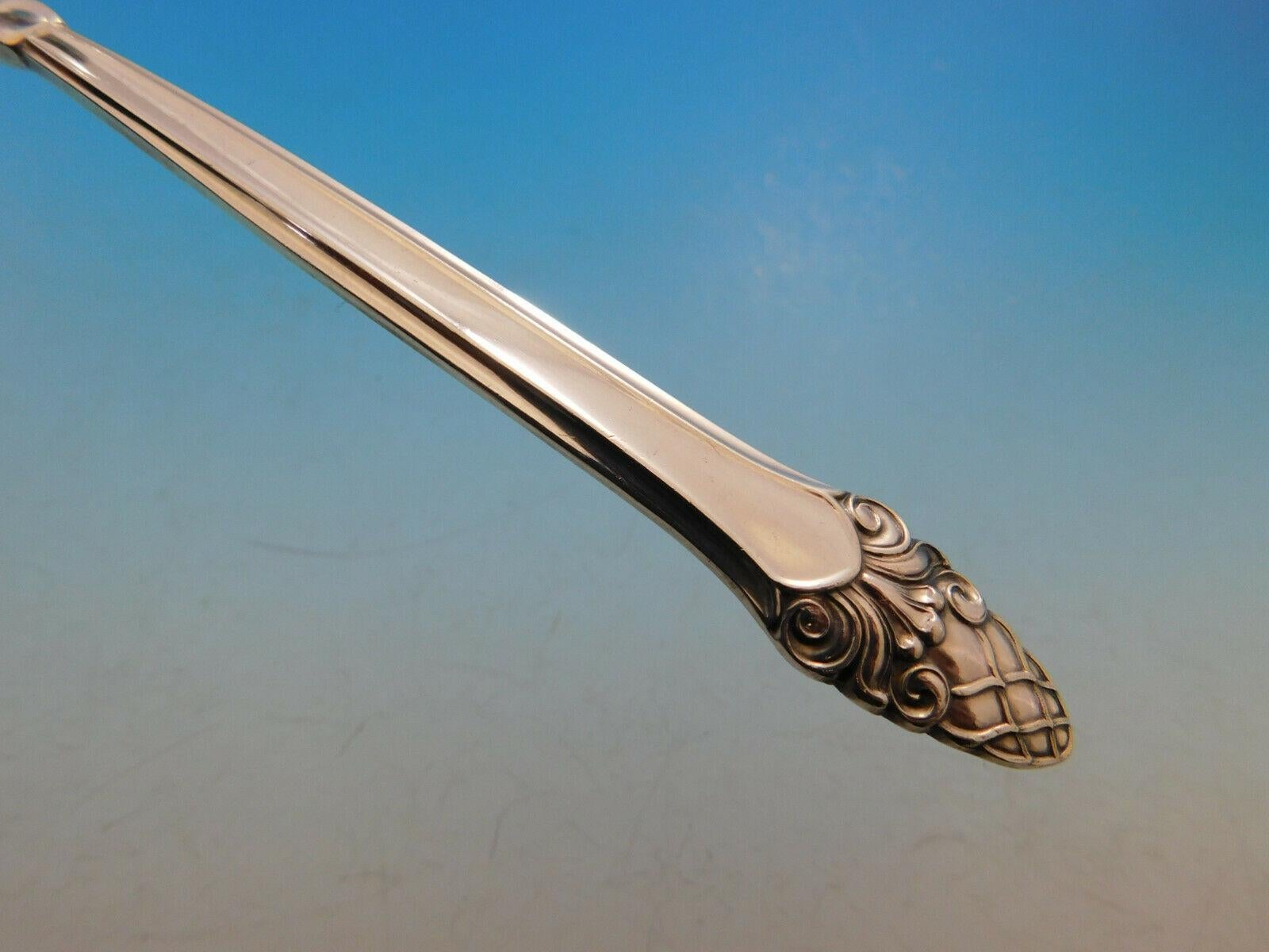 Juego de cubiertos de plata de ley Sovereign Old by Gorham 103 piezas Bellota estilizada siglo XX en venta