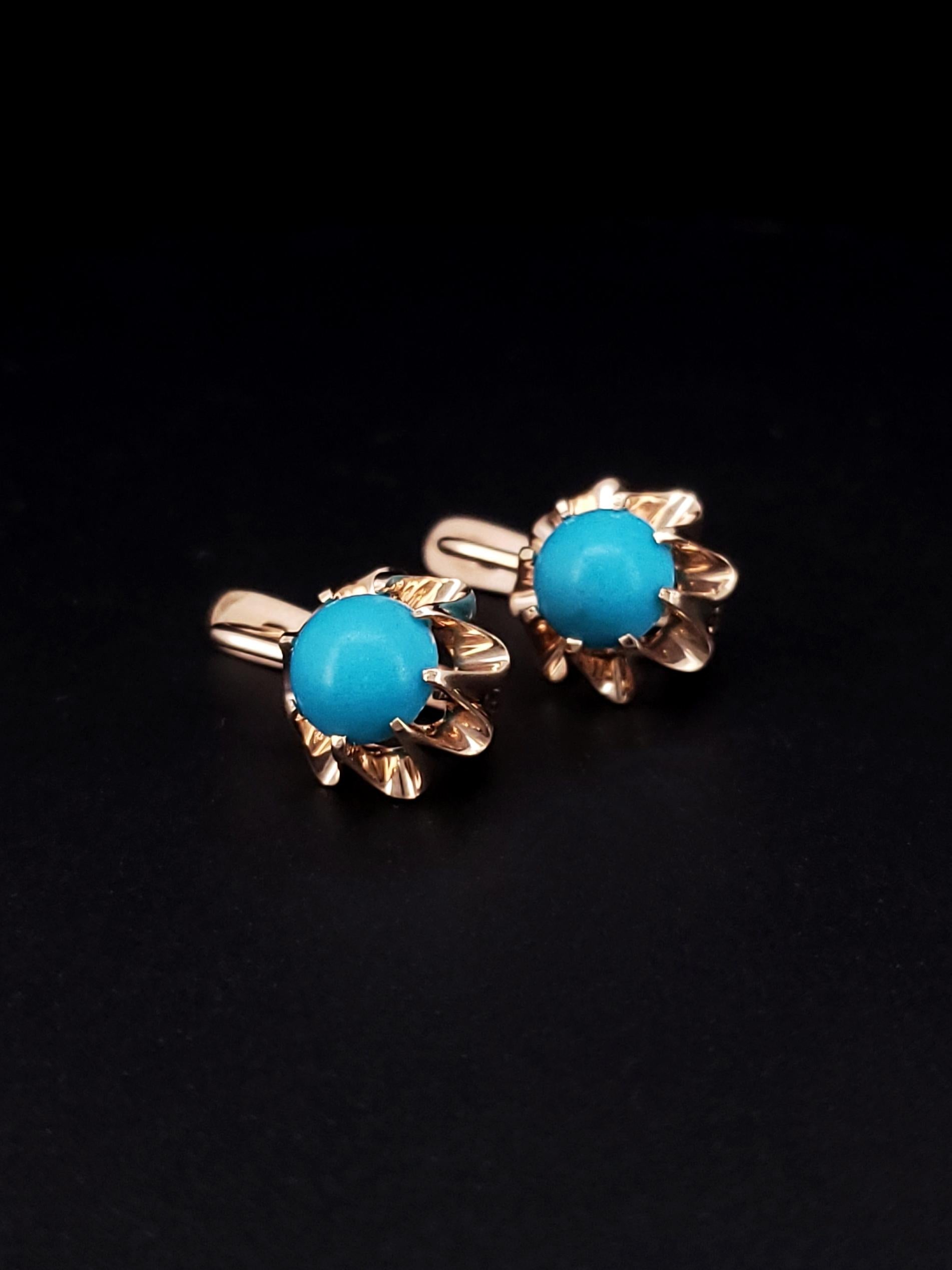 SOVIET STYLE 14K YELLOW GOLD TURQUOISE FLOWER EARRINGS 

Material: 14k yellow gold
Dimension: 21 x 11.3mm
Stones: Turquoise 7mm
Weight: 4.8 grams