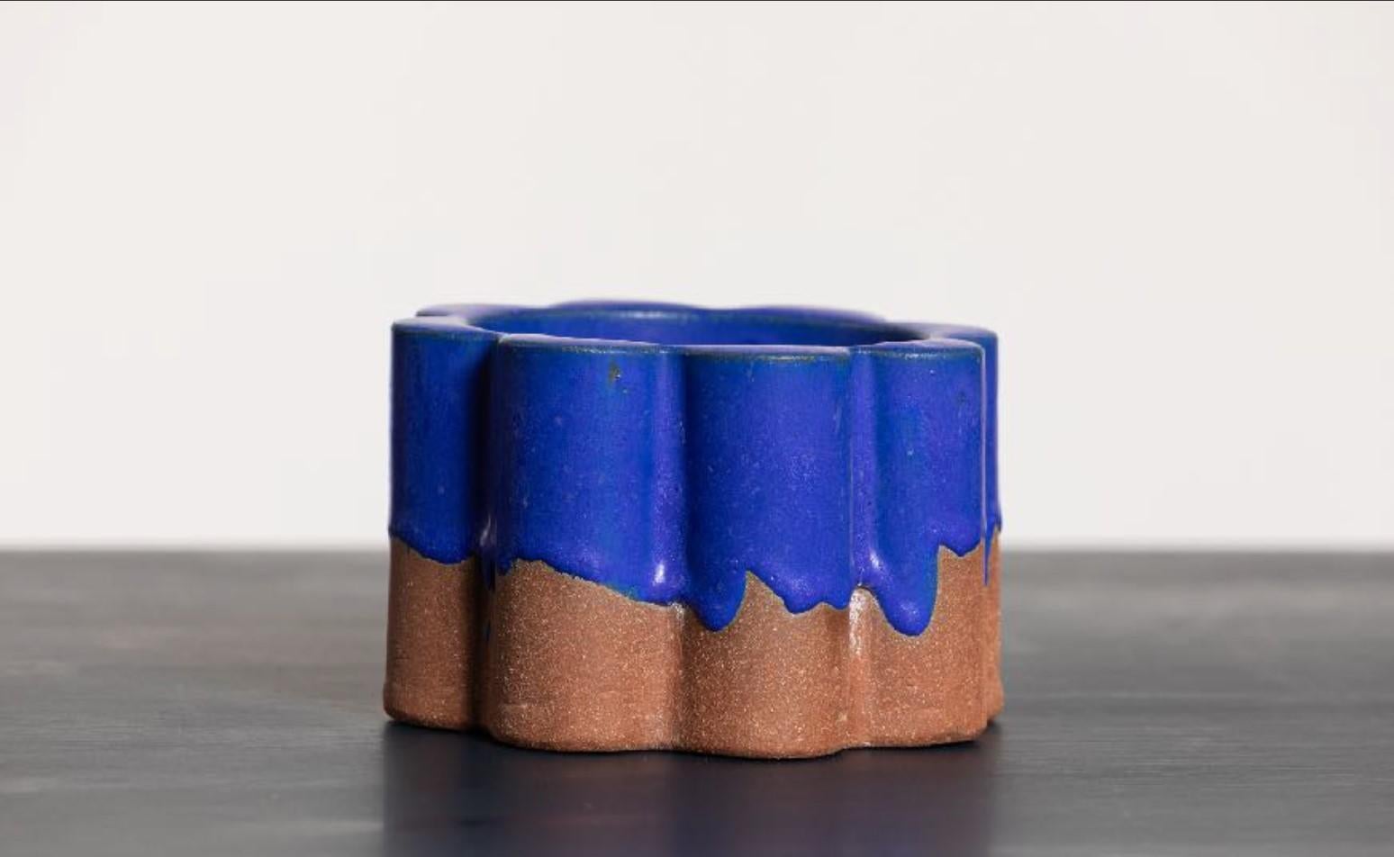 Soy candle inno(s)cent - blue by Milan Pekar, Amansoycandles
Dimensions: 15x15x7 cm
Materials: Ceramic

Handmade in the Czech Republic. 
Also available in different colors.

The scent of Incense (K. Vavrova) is inspired by the Italian way of