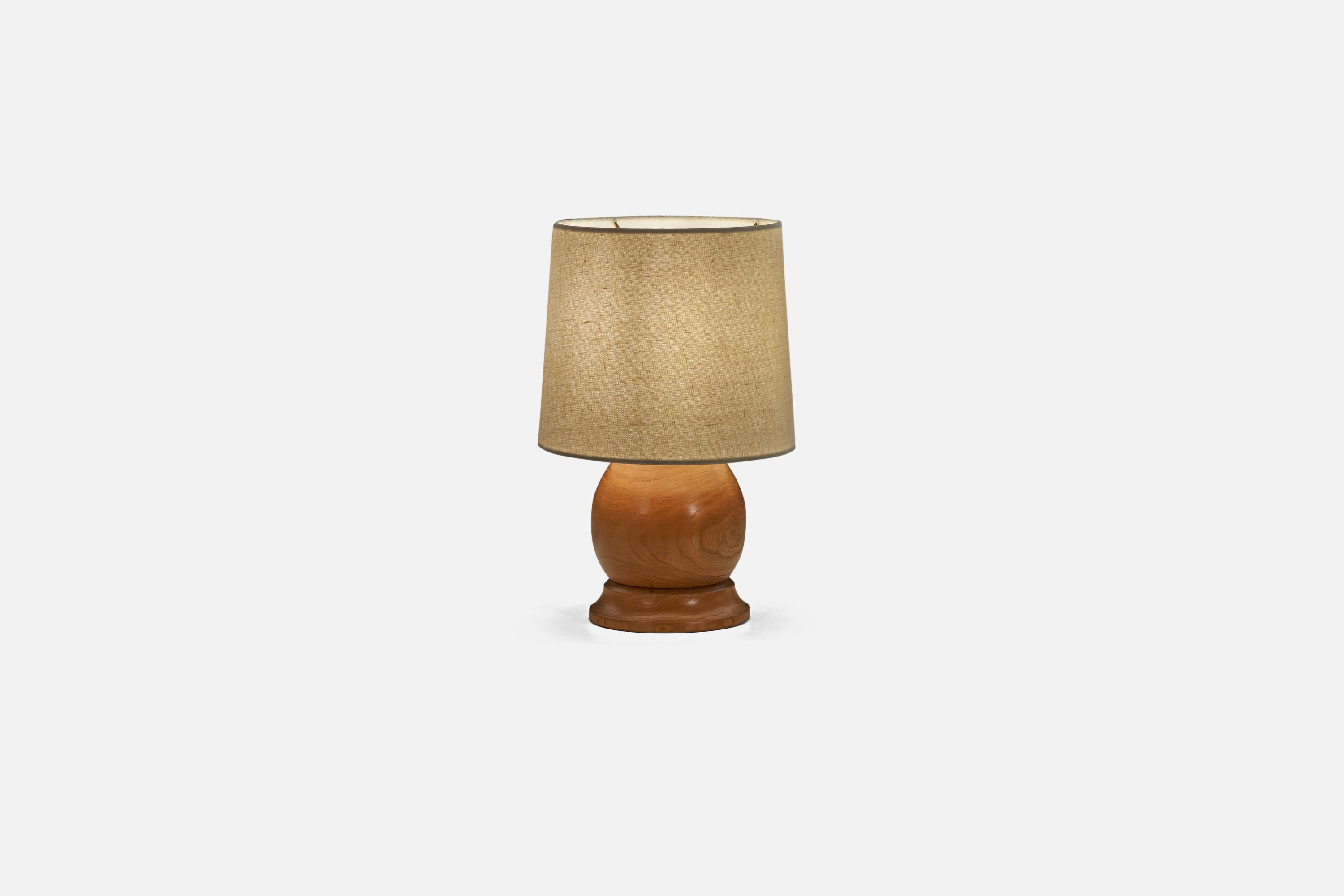 Swedish S.P. Slöjd, Table Lamp, Pine, Sweden, 1970s For Sale