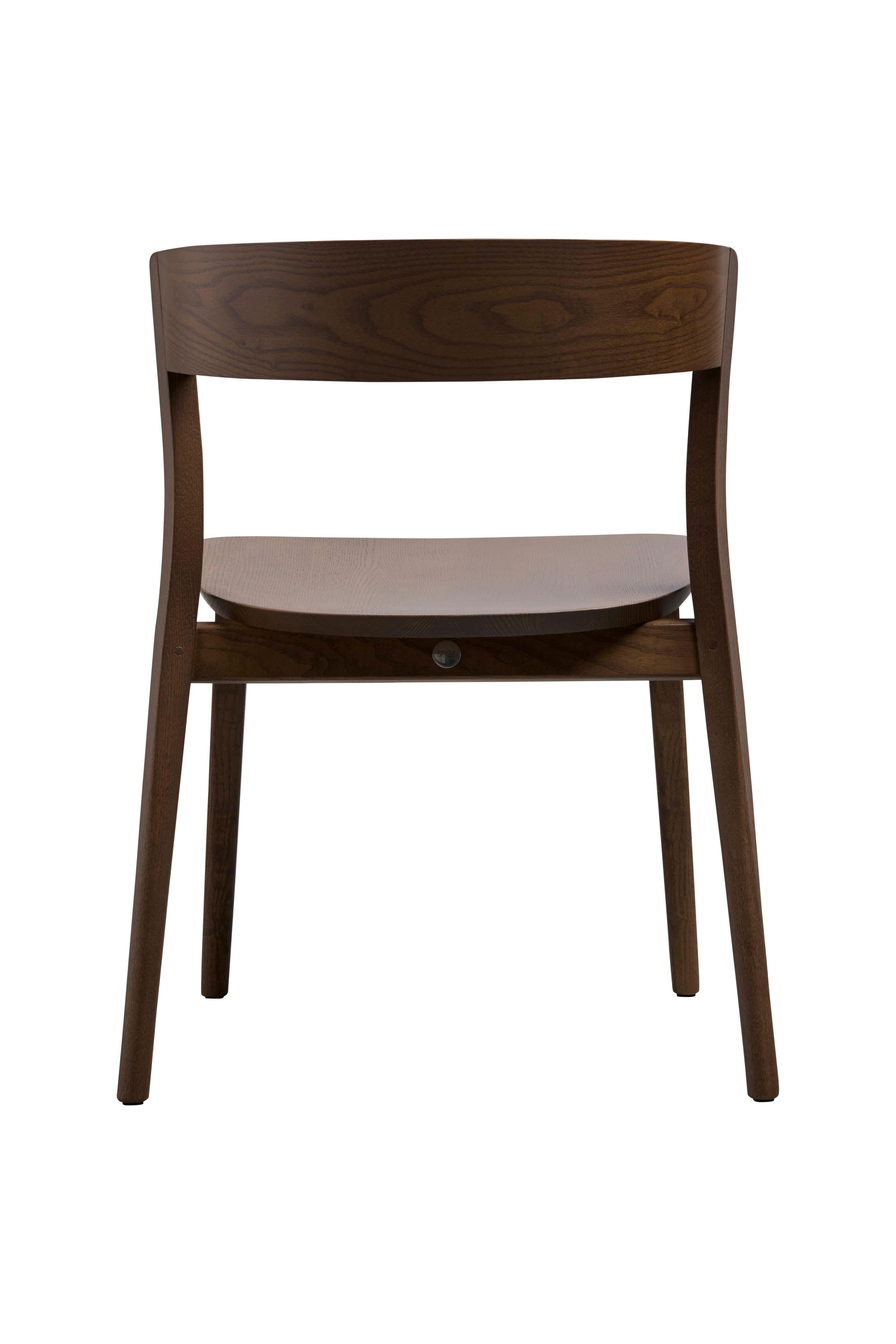 SP01 Clarke Chair in Walnut Stained Ash, Made in Italy In New Condition For Sale In Sydney, NSW