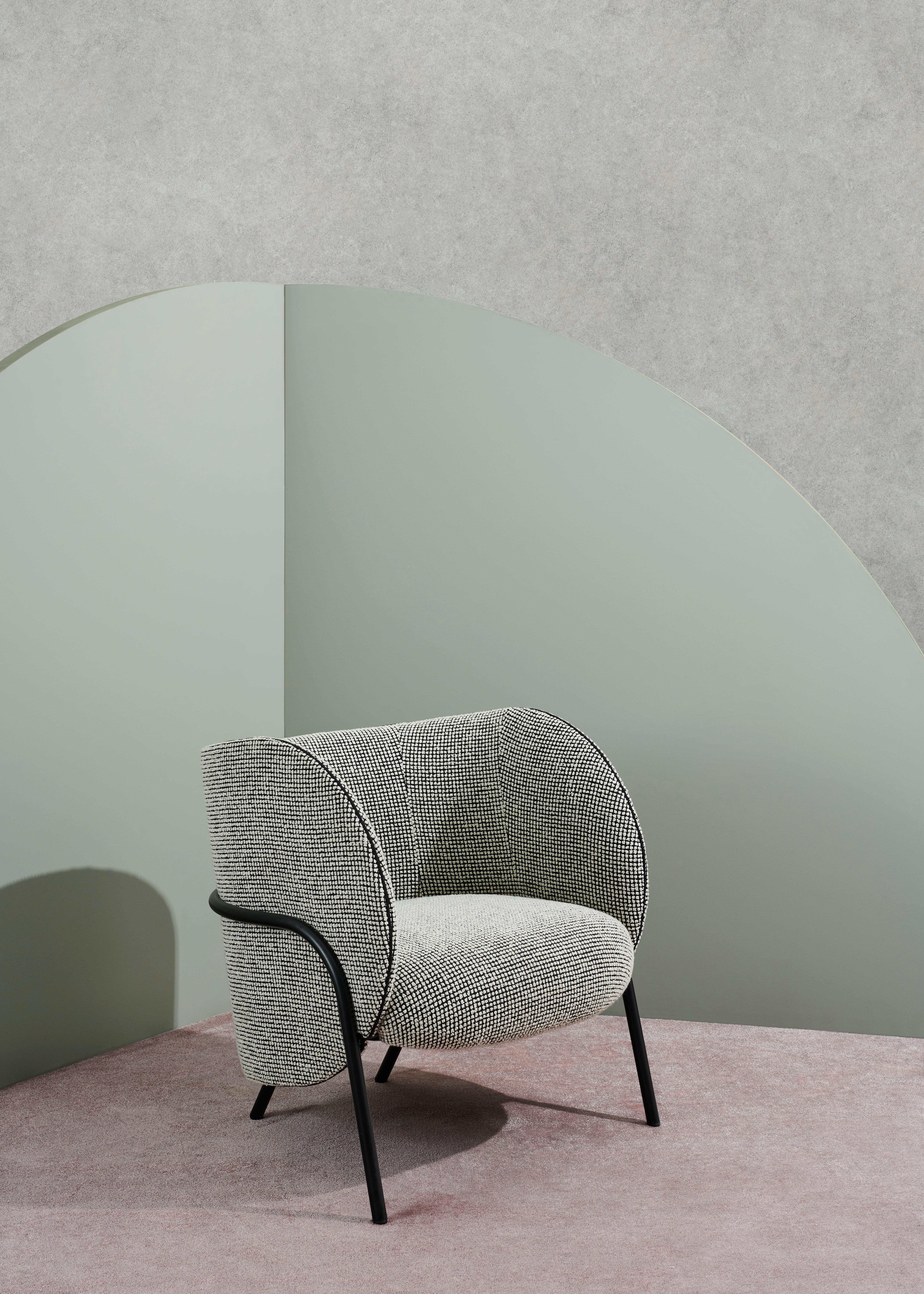 Italian SP01 Royce Armchair in Antwerp Dark Brown Leather, Made in Italy For Sale