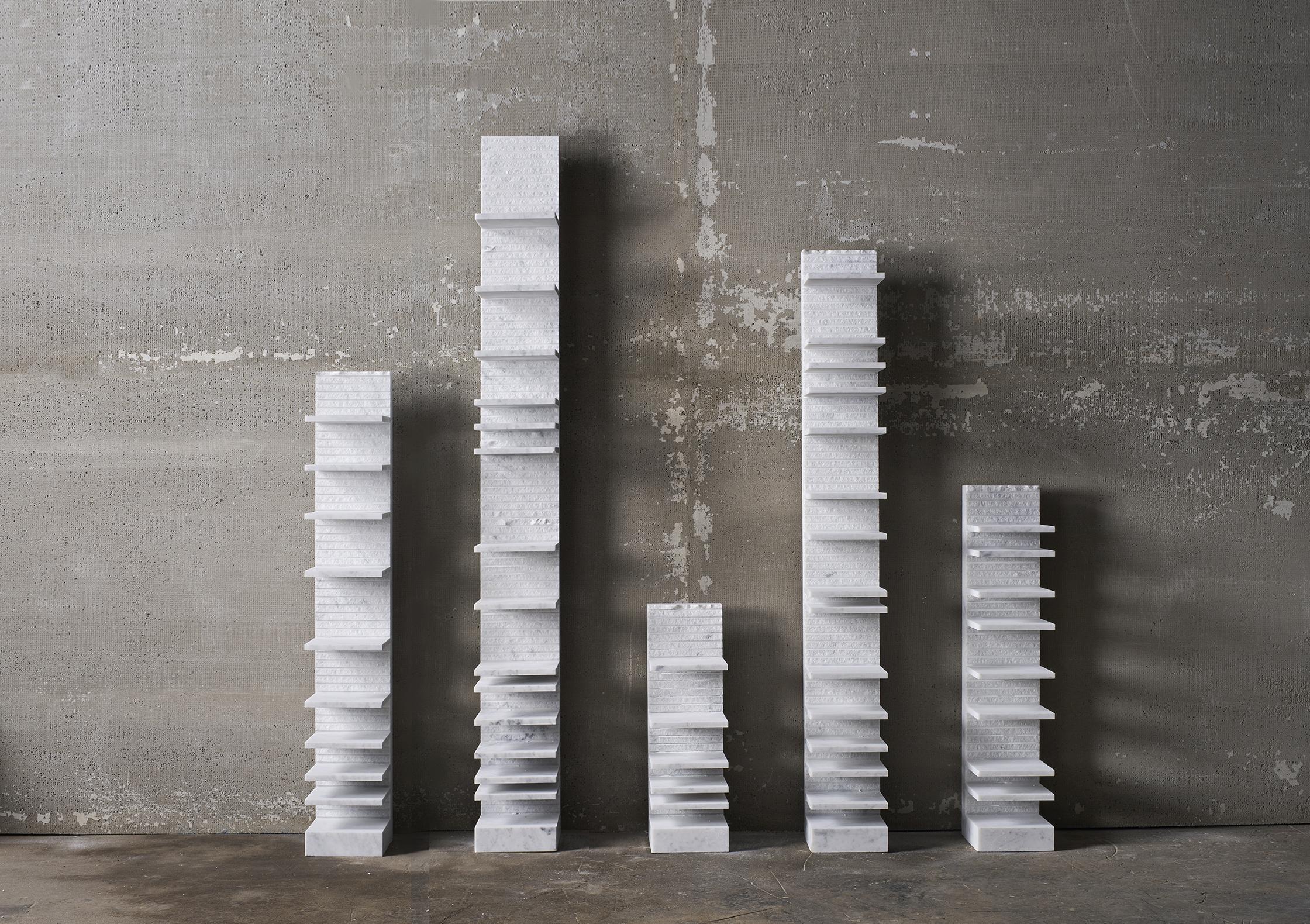Spacco 60 Vertical Bookcase in Bianco Carrara Marble by Bufalini Marmi (Sonstiges) im Angebot