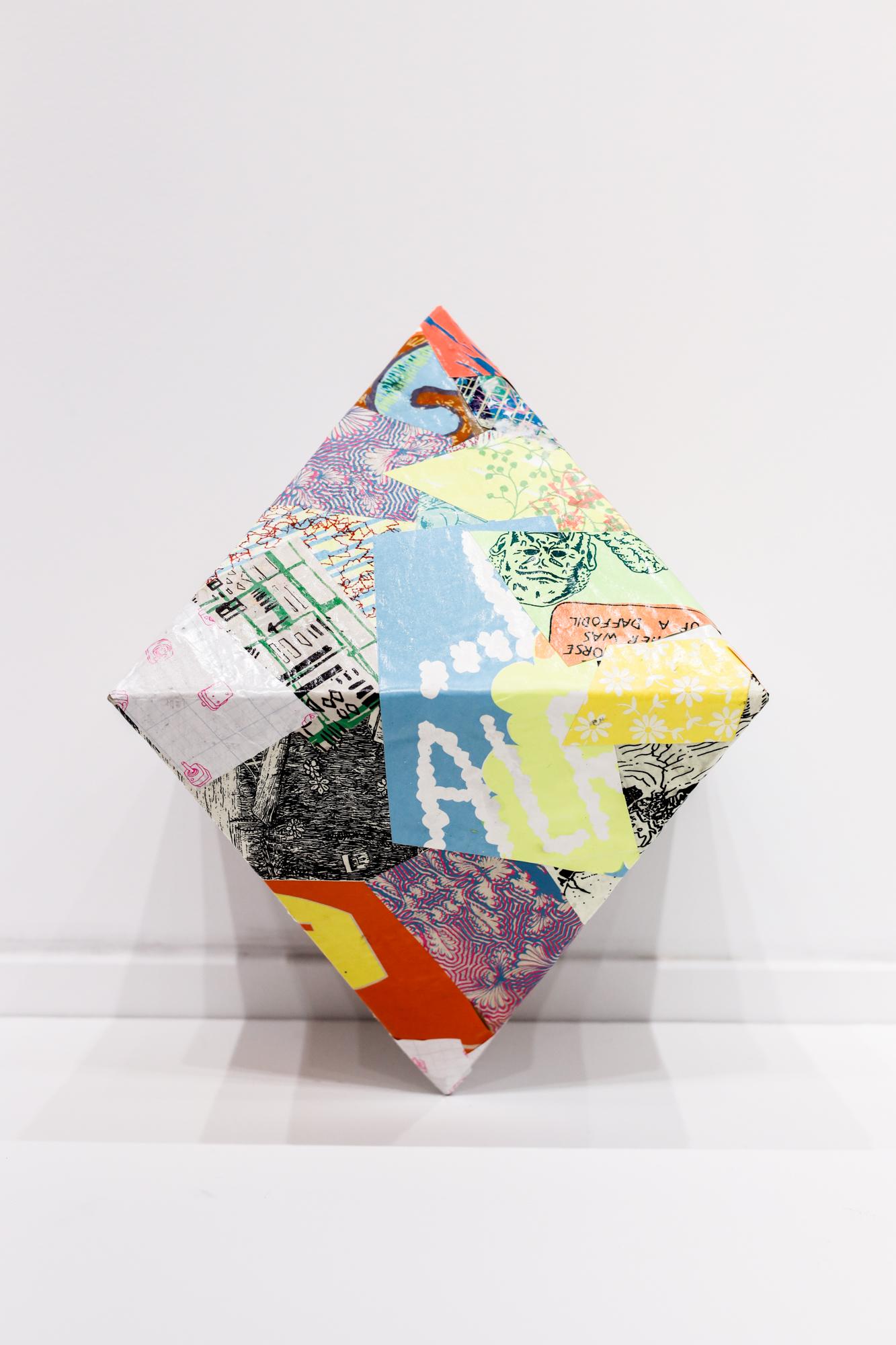 Collage-Dreidimensionale Skulptur „Octahedron“ im Angebot 2