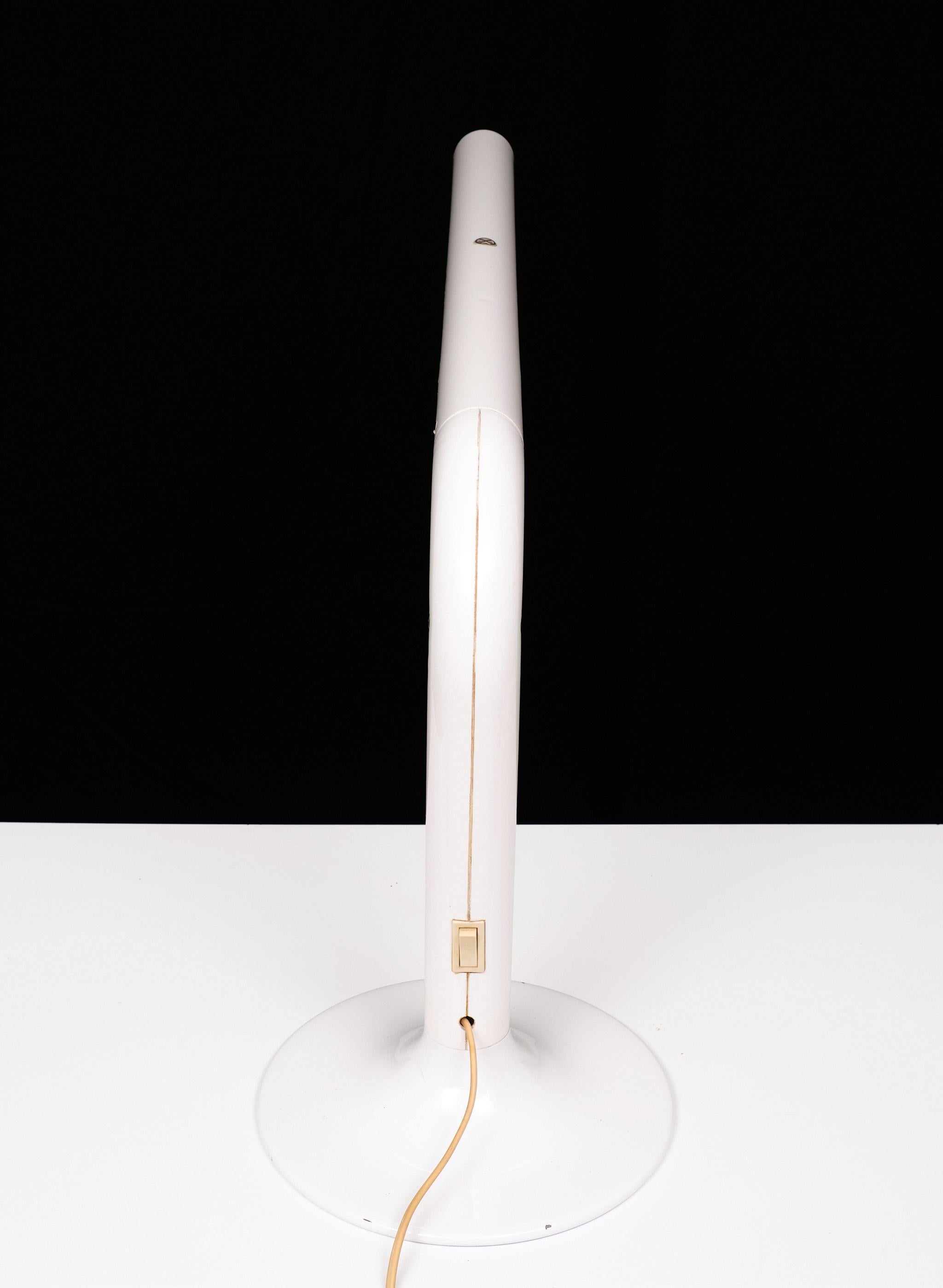 Lampe de table à tube des années 1970 de Anders Pehrson pour Ateljé Lyktan en vente 3