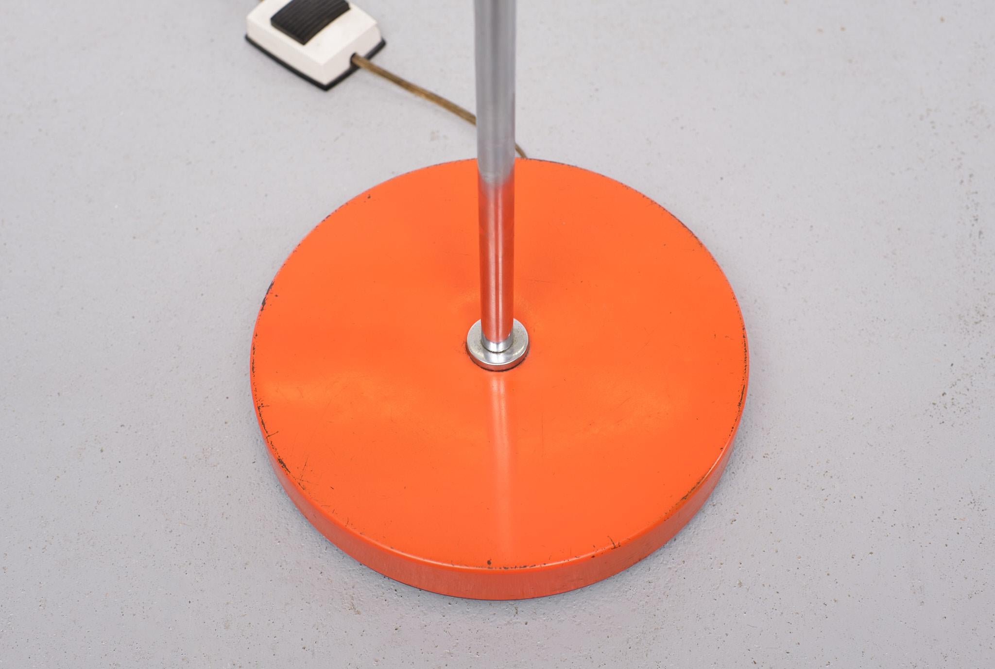 Space Ace Orange Shade Floor Lamp, 1970s, Italy In Good Condition For Sale In Den Haag, NL