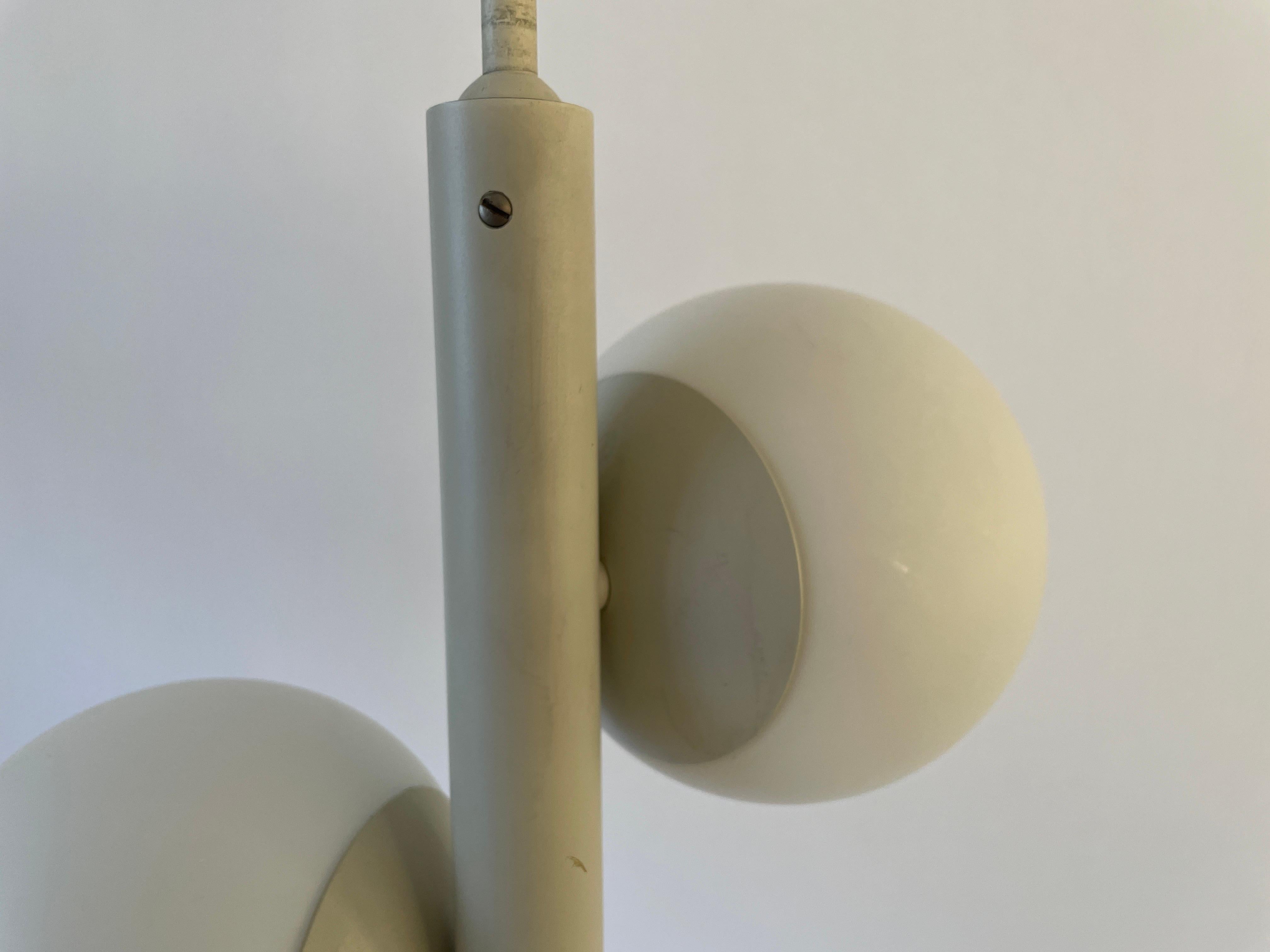 Fin du 20e siècle Lampe suspendue de l'ère spatiale à 3 boules Kaiser Leuchten, 1970, Allemagne en vente
