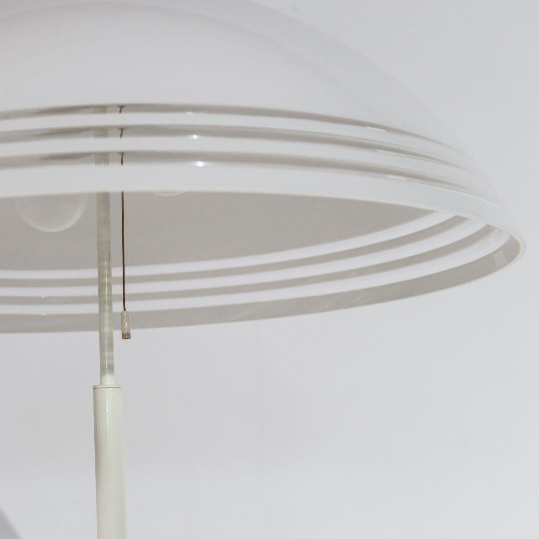 Space Age 70s Acrylic Mushroom Floor Lamp For Sale 2