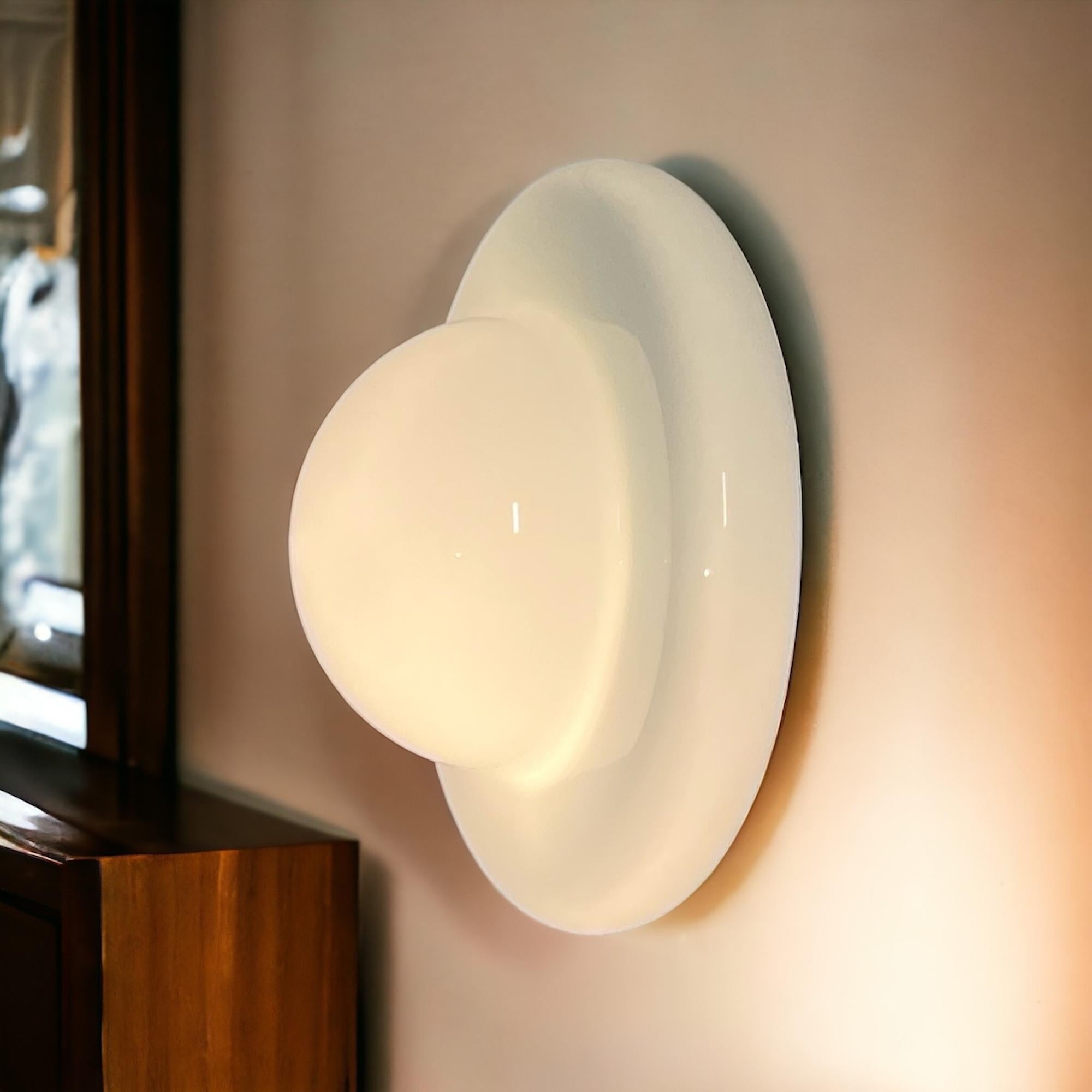 Space Age 70s Lamp - Flush Mount Large Opaline Glass Dome Made in Italy In Good Condition In San Benedetto Del Tronto, IT