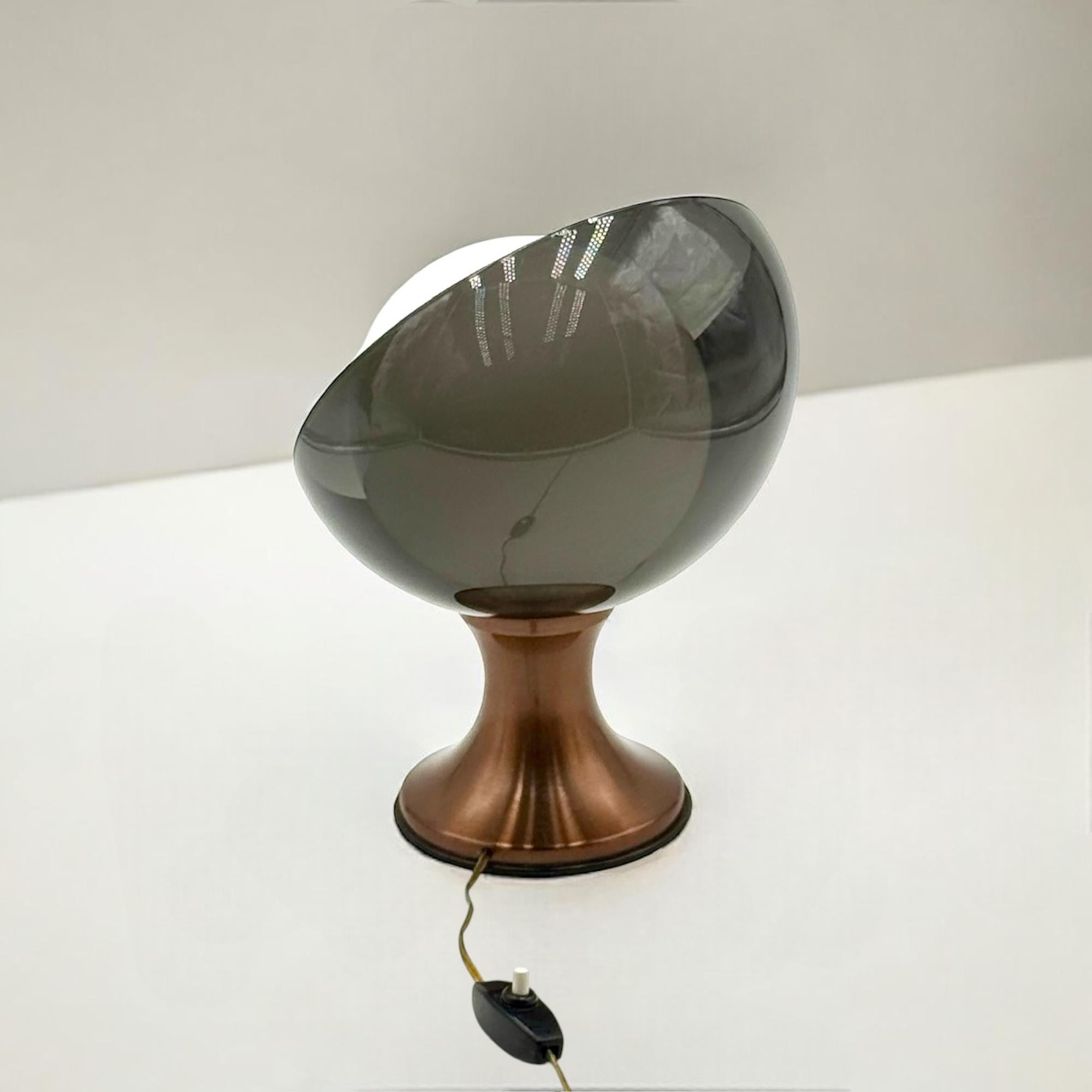 Metal Space Age 70s Table Lamp with Tulip Base and Opaline Glass and Lucite Lampshade For Sale