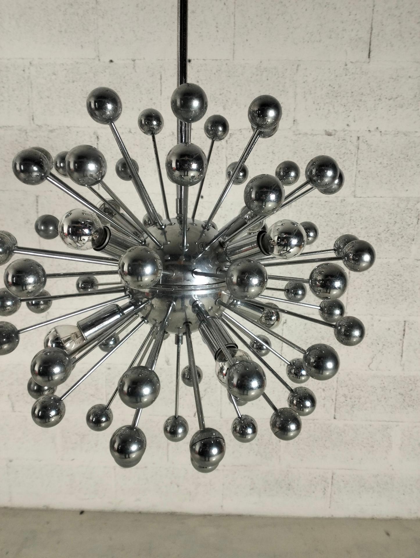 Acciaio Lampadario Space AGE a 8 luci Sputnik in acciaio cromato, anni '70 in vendita