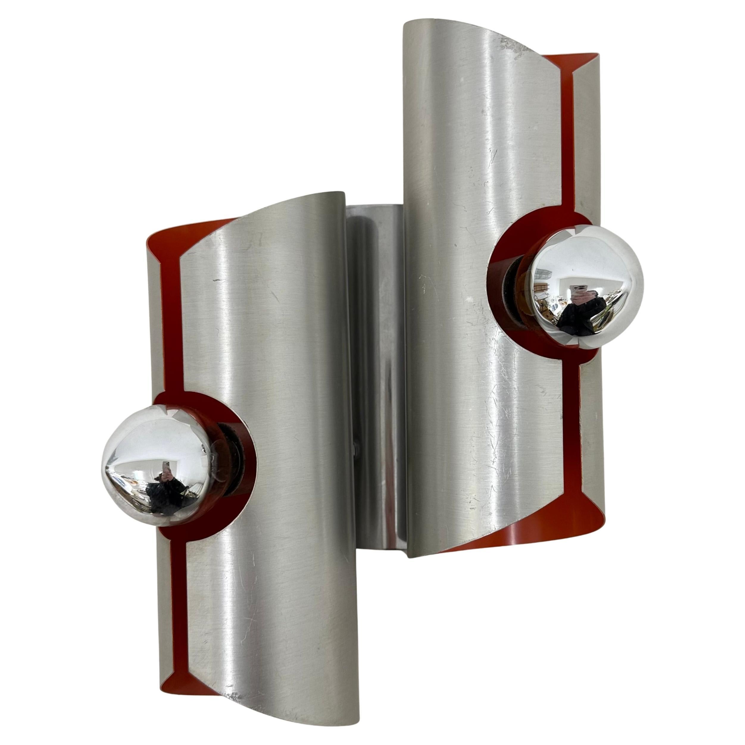 Space age-Wandleuchte aus Aluminium mit orangefarbenem Innenraum, 1970er Jahre
