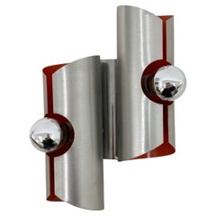 Space age-Wandleuchte aus Aluminium mit orangefarbenem Innenraum, 1970er Jahre