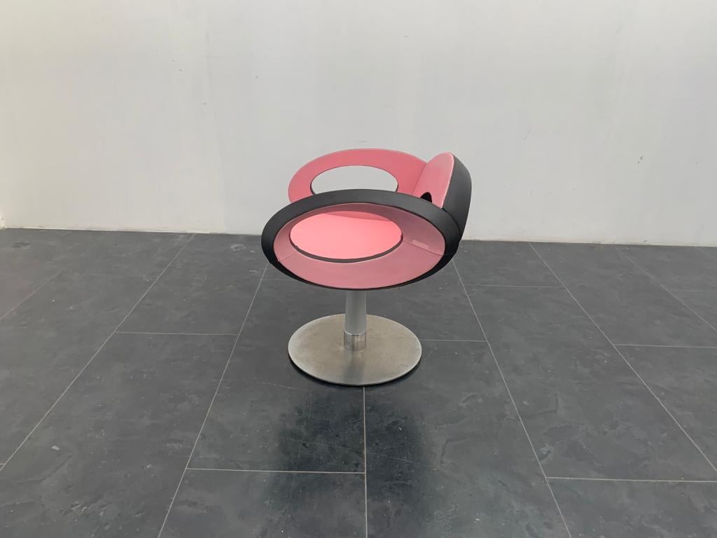 Space Age Armchair in Pink and Black Leather with Steel Structure For Sale 7