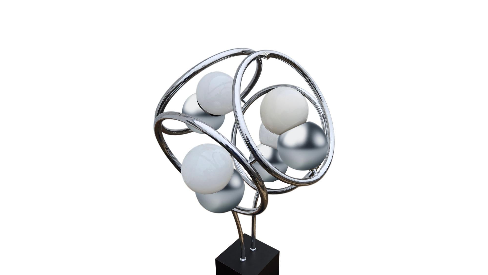 Space Age Atomic Chrome Abstract Table Lamp For Sale 1