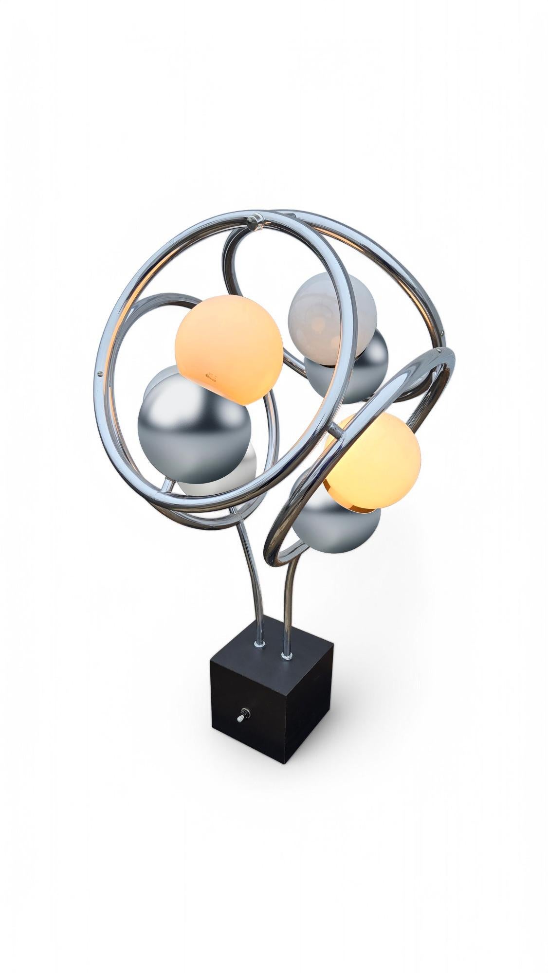 Space Age Atomic Chrome Abstract Table Lamp For Sale 3