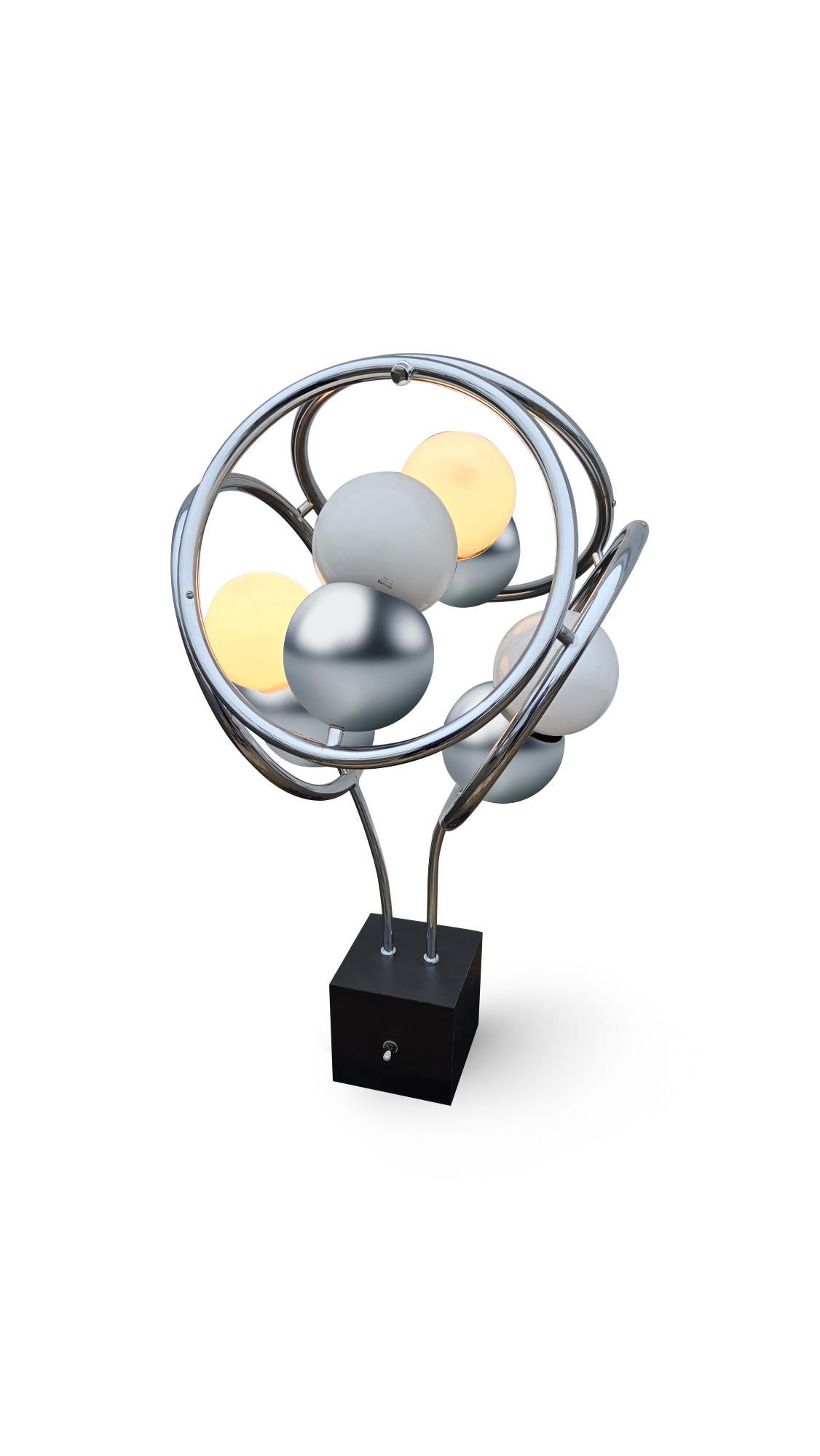 Space Age Atomic Chrome Abstract Table Lamp For Sale 4