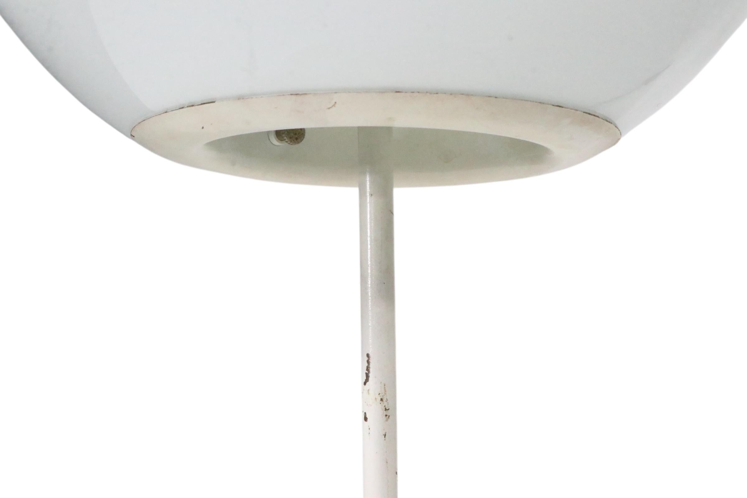 Space Age Ball Top Table Lamp att. to Robert Sonneman c. 1970’s For Sale 8