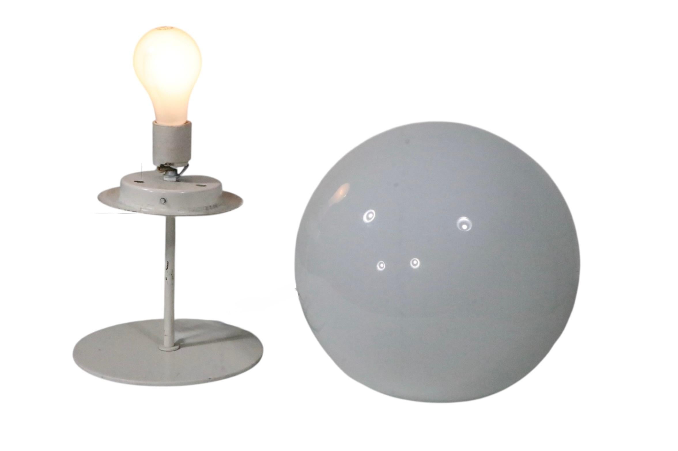 American Space Age Ball Top Table Lamp att. to Robert Sonneman c. 1970’s For Sale
