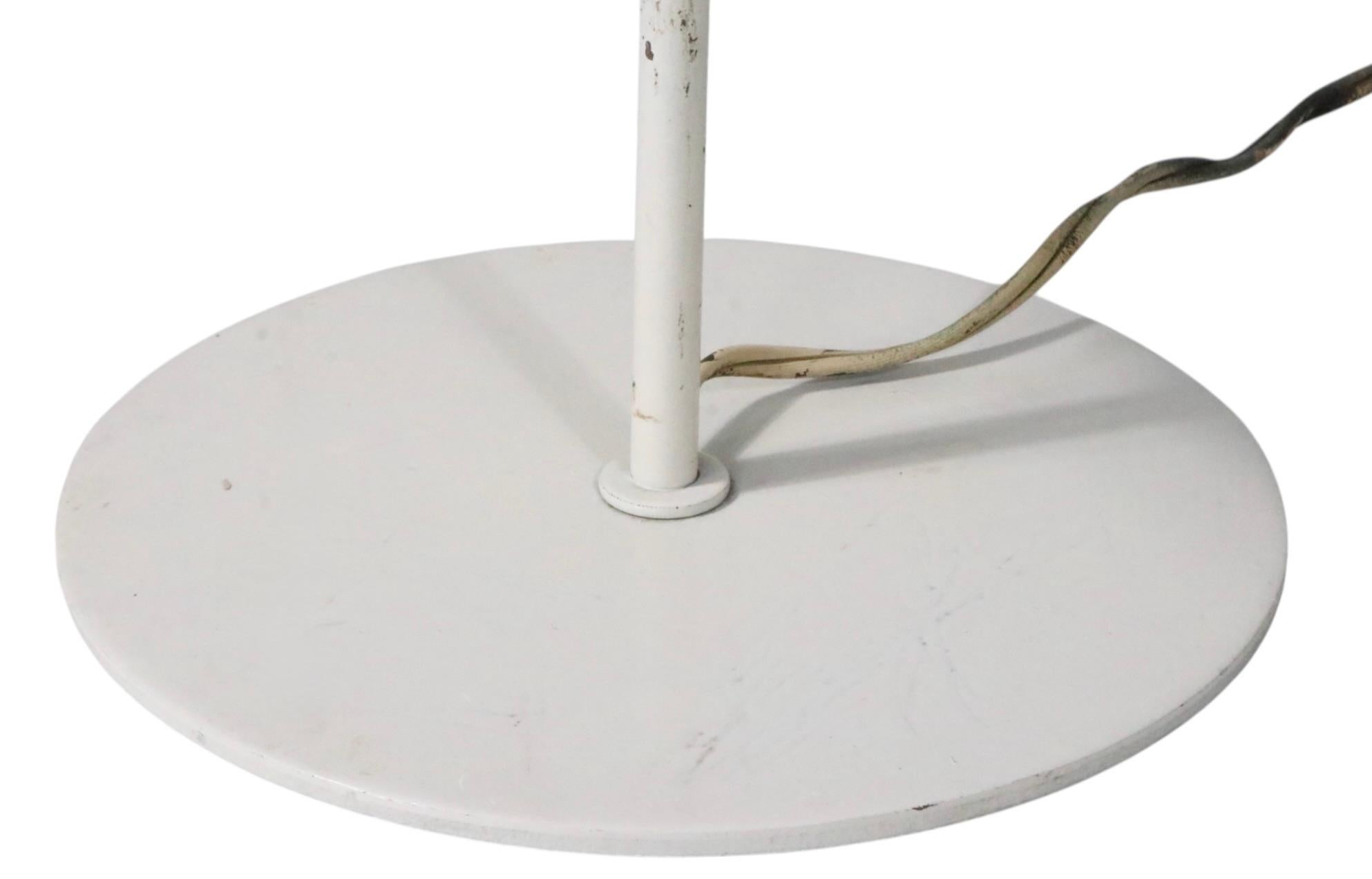 Space Age Ball Top Table Lamp att. to Robert Sonneman c. 1970’s For Sale 2