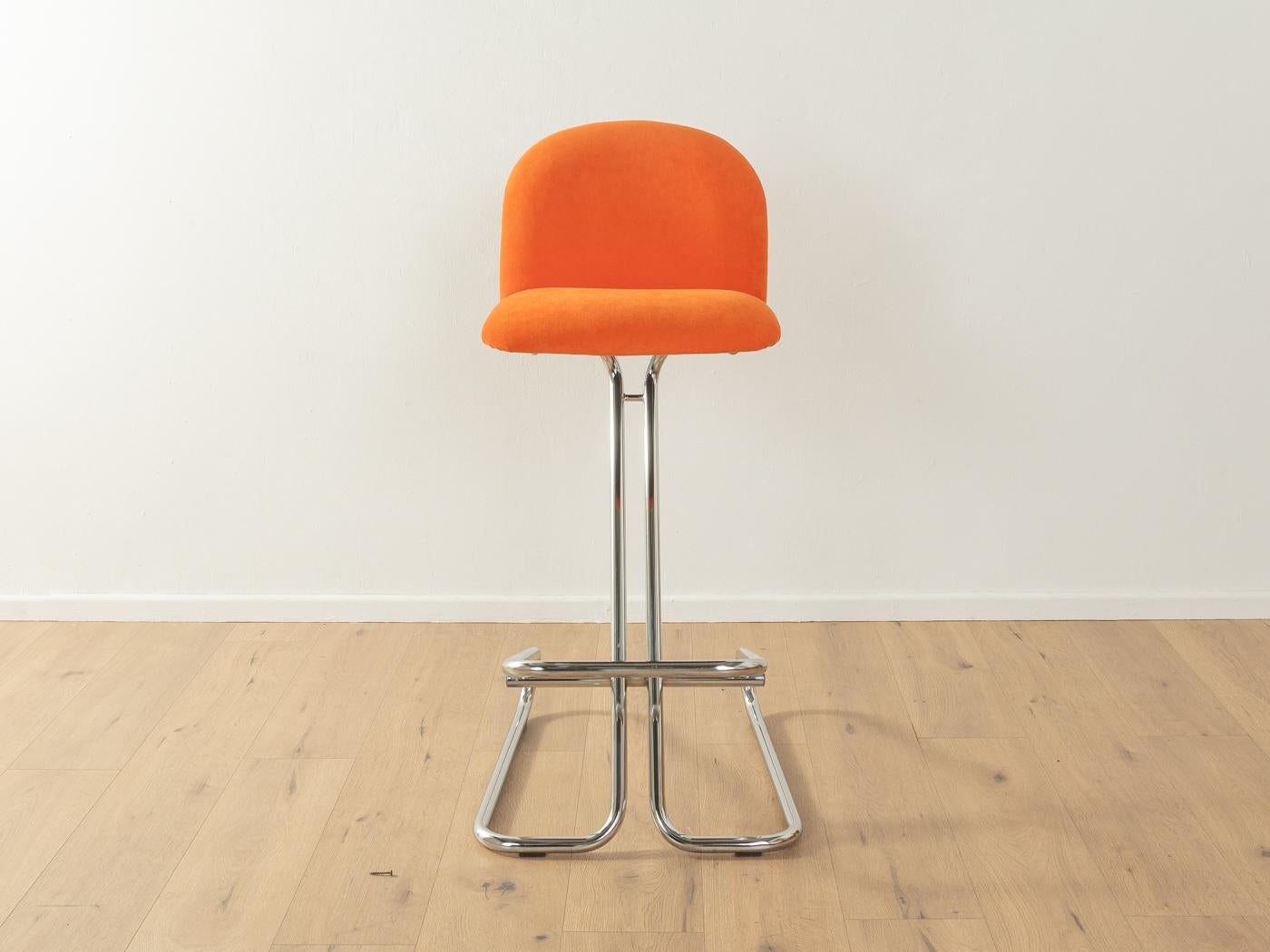 Space Age Bar Stools, 1970s In Good Condition For Sale In Neuss, NW