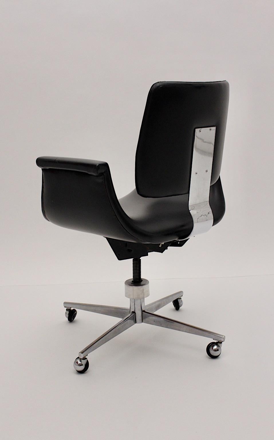 Space Age Black Faux Leather Swan Desk Chair Office Chair 1960s For Sale 7
