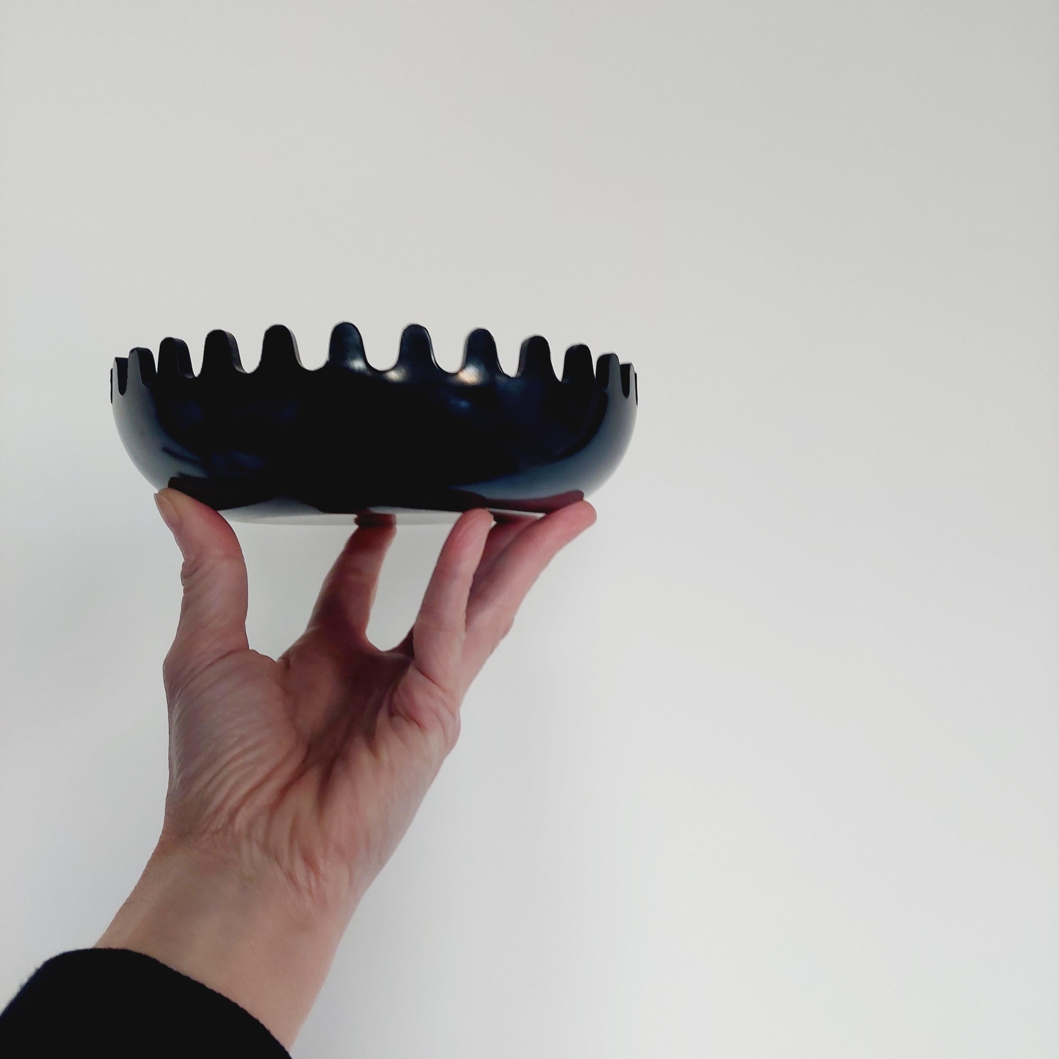 Space Age Space age Black Mebel Clam Ashtray Bowl by Alan Fletcher, 1970 For Sale