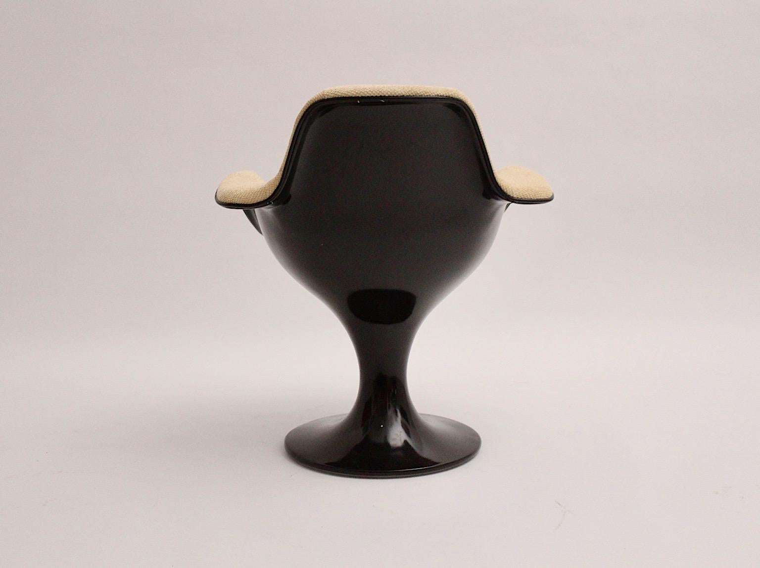 Set da pranzo in plastica marrone A Space A Space & Walter Grunder anni '70 in vendita 7