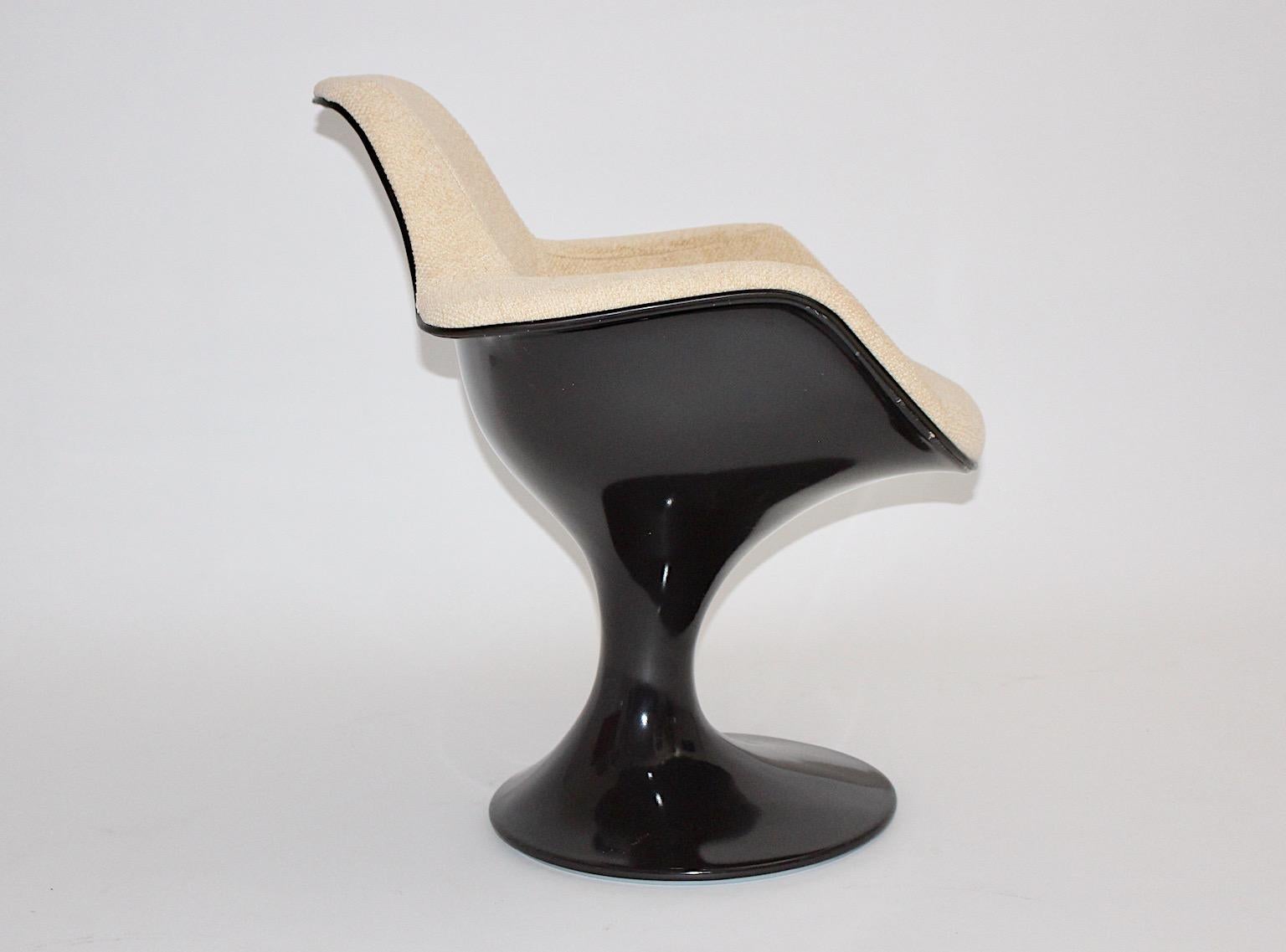 Set da pranzo in plastica marrone A Space A Space & Walter Grunder anni '70 in vendita 8