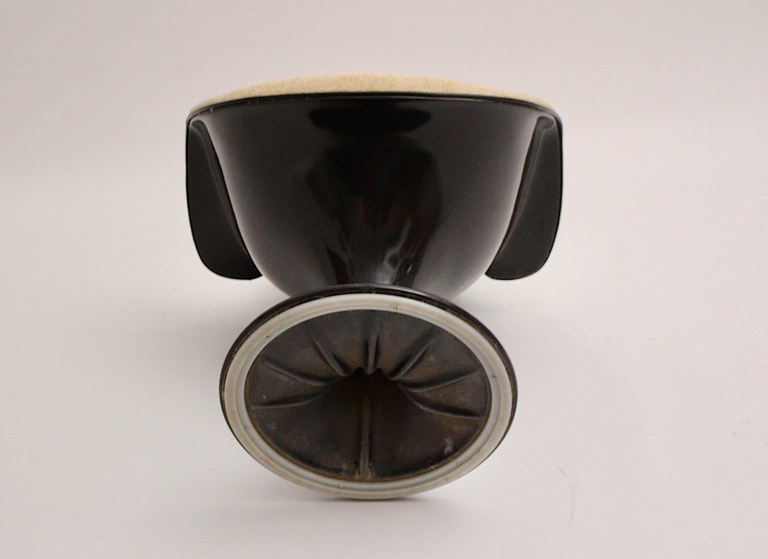 Set da pranzo in plastica marrone A Space A Space & Walter Grunder anni '70 in vendita 9